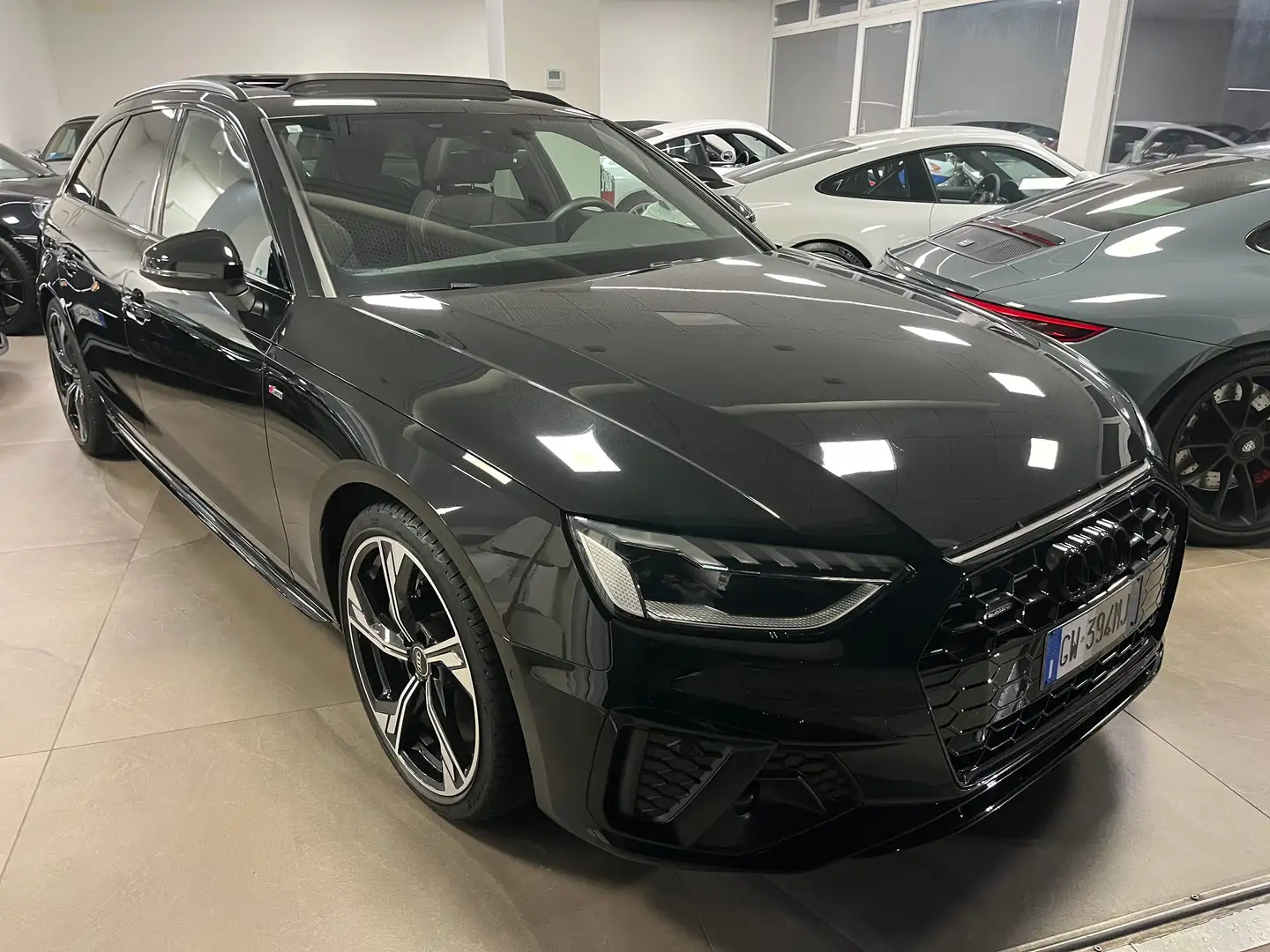 Audi A4 Avant 40 2.0 TDI MHEV S LINE QUATTRO S TRONIC Nero - 1