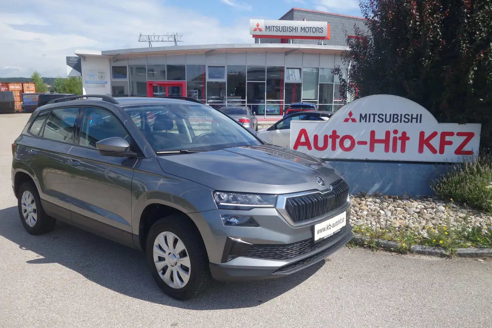 Skoda Karoq Karoq 1,0 TSI Active ***leasingfähig*** Grau - 1