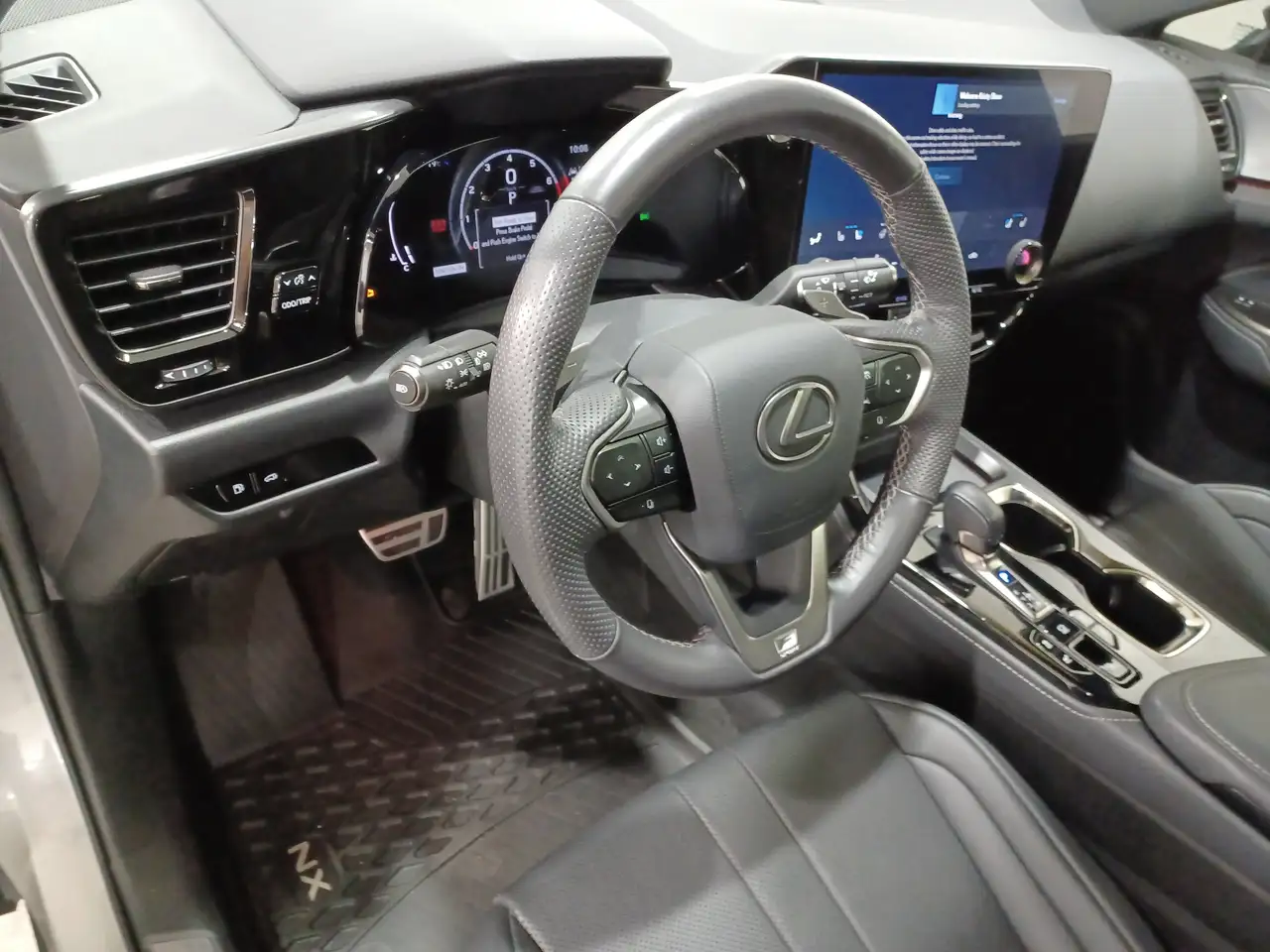 Lexus NX снимка Lexus NX