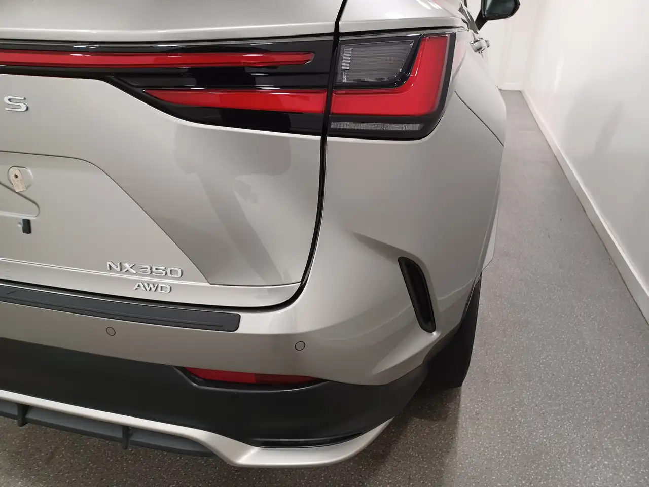 Lexus NX снимка Lexus NX