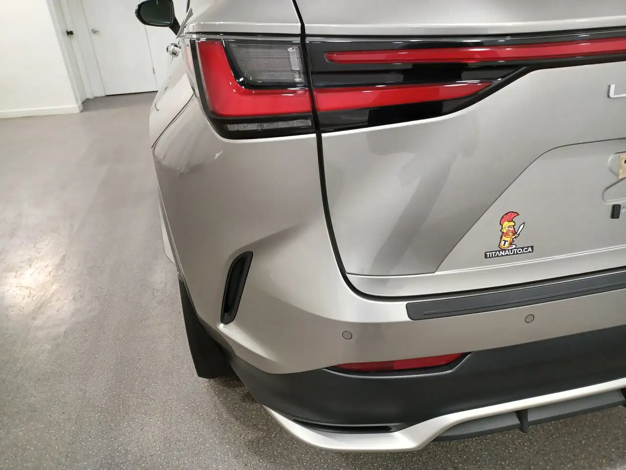 Lexus NX снимка Lexus NX