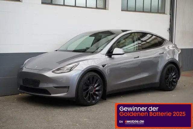 Tesla Model Y Performance *innen weiß*AHK*Mwst.*