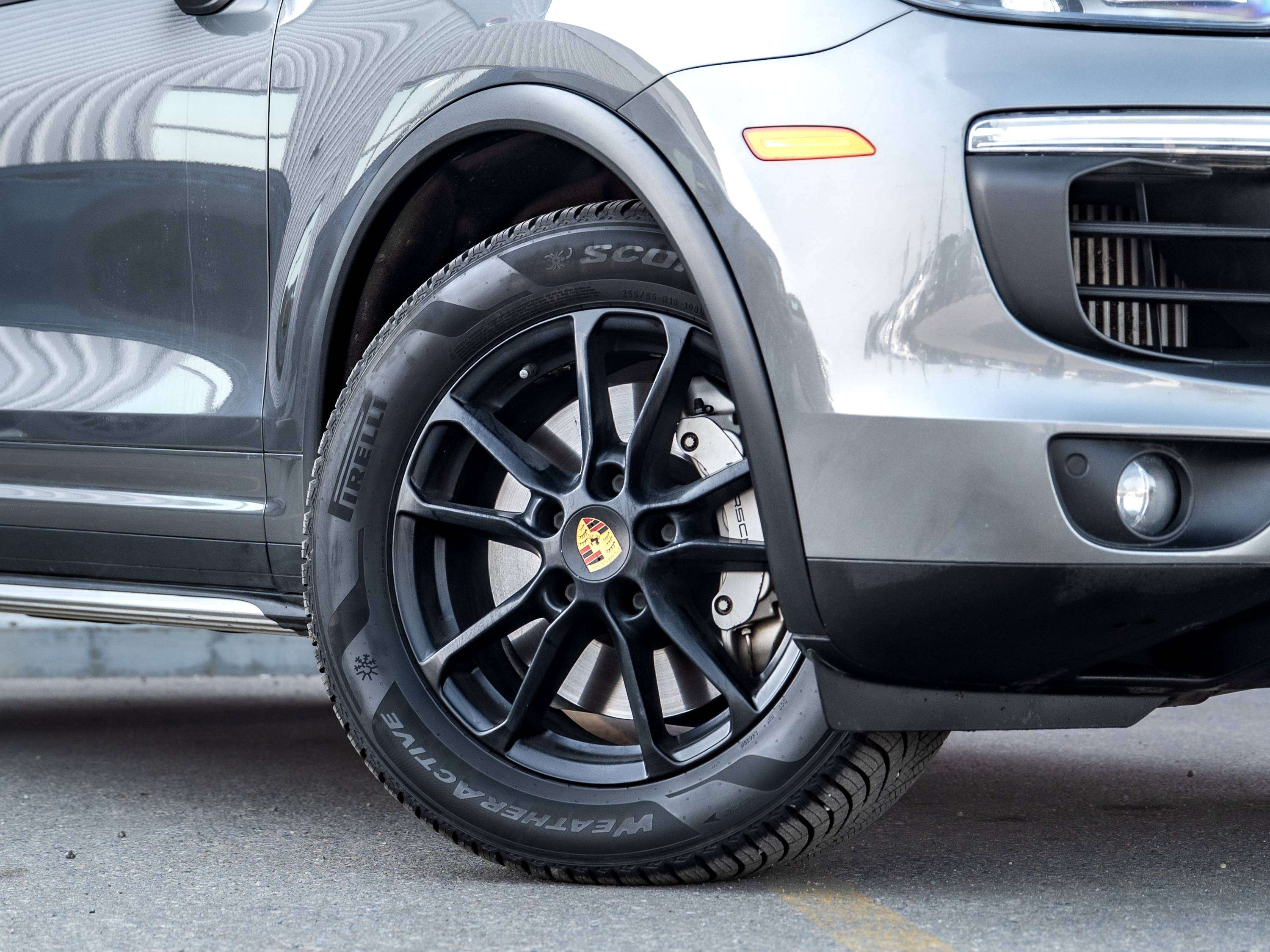 2016 Porsche Cayenne S - 420HP I GTS Seats I 360 Cam I Dynamic Lights — снимка 1