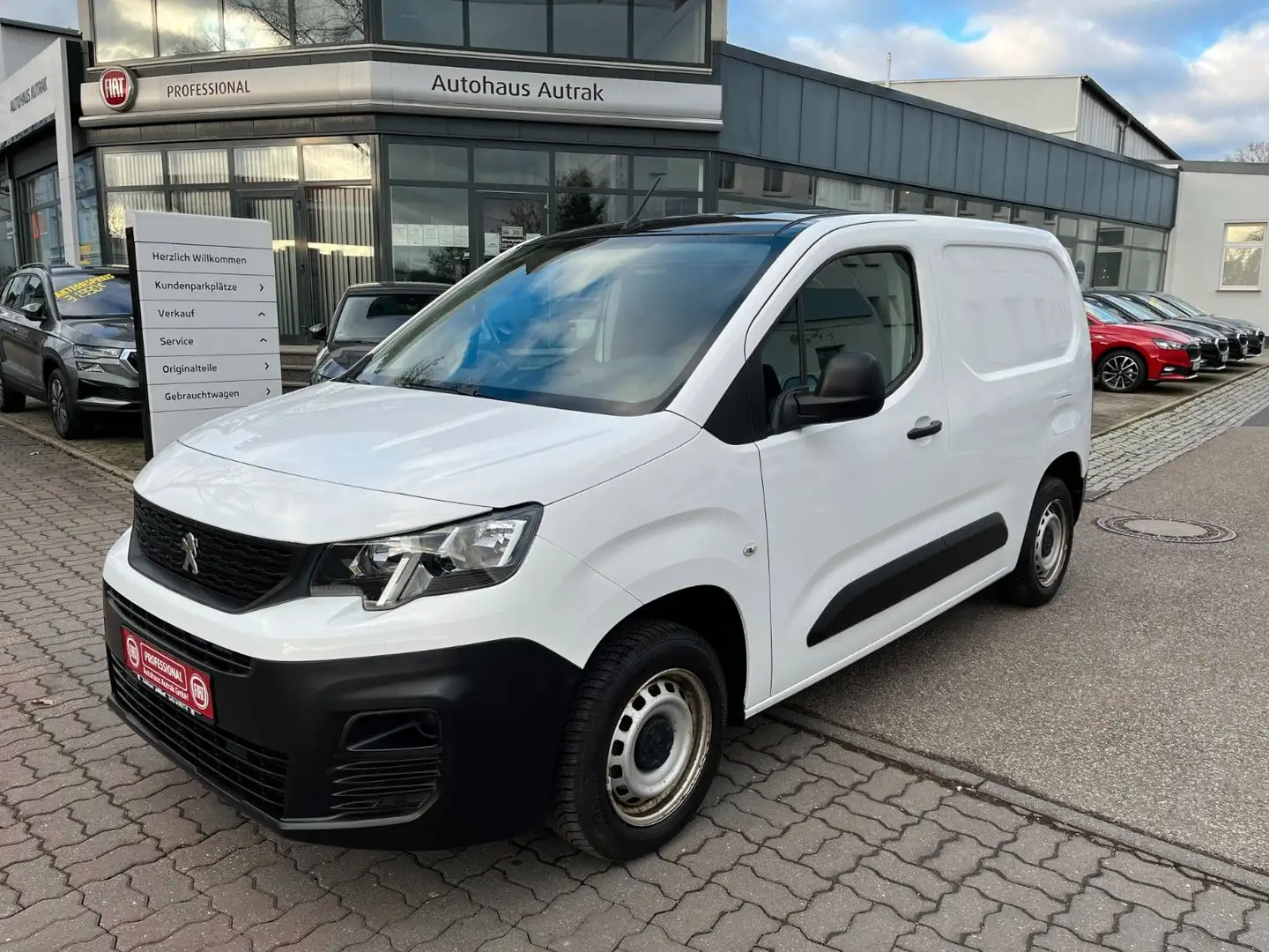 Peugeot Partner Pro L1 1.2 PureTech 110 Kawa 1.Hand Blanc - 1