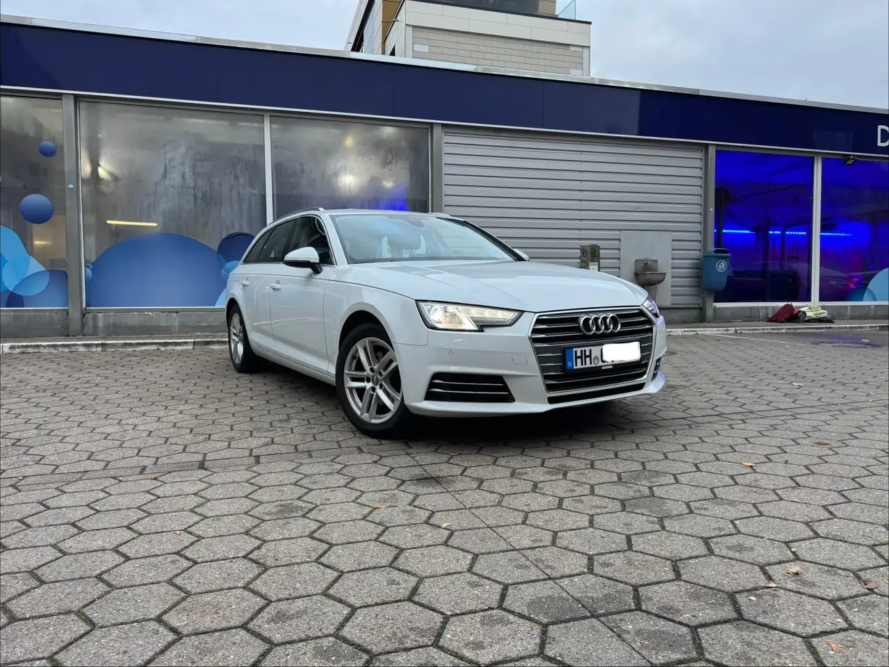 Audi A4