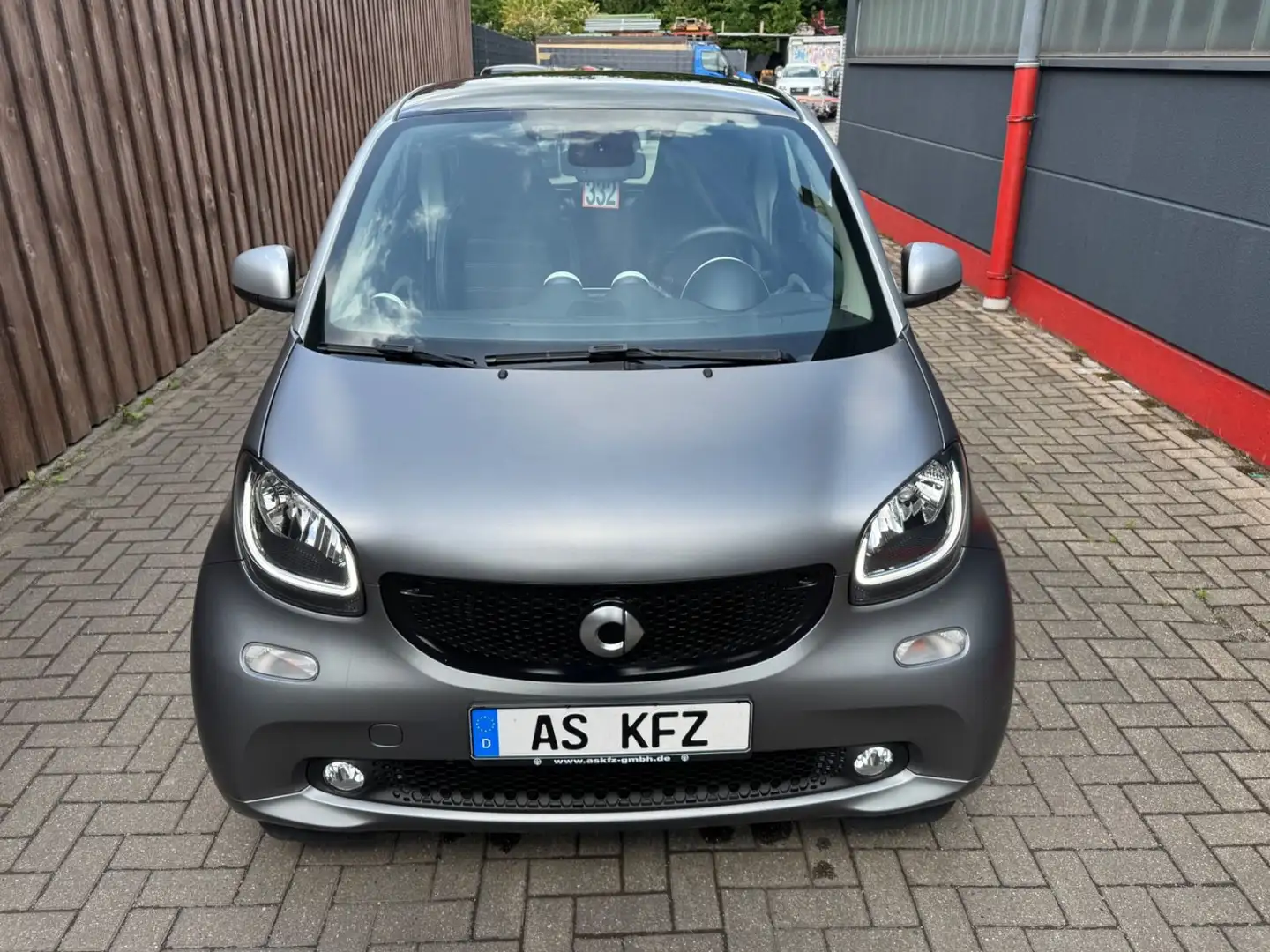 smart forTwo 453 PRIME KLIMA LEDER NAVI PANORAMA Gris - 2