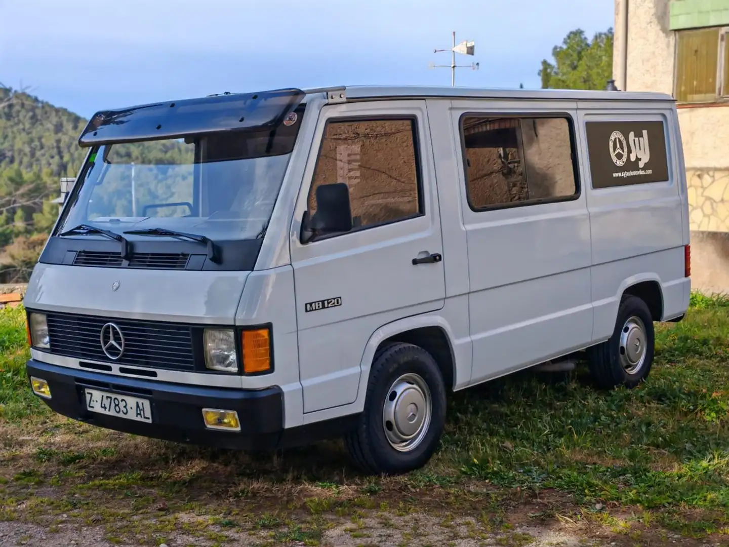 Mercedes-Benz 100D ES UNA MB 120 Blanco - 1