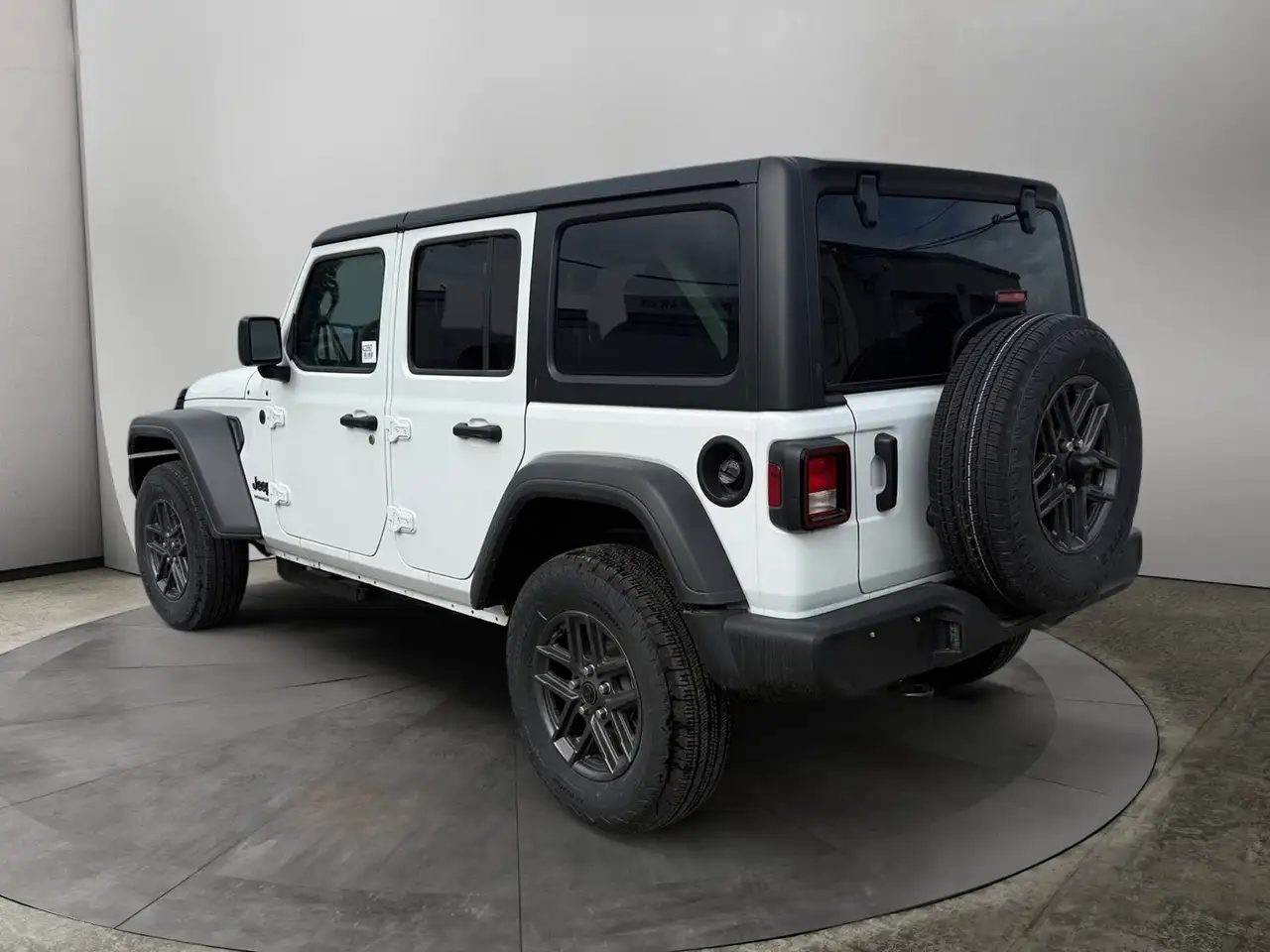 Jeep Wrangler photo Jeep Wrangler