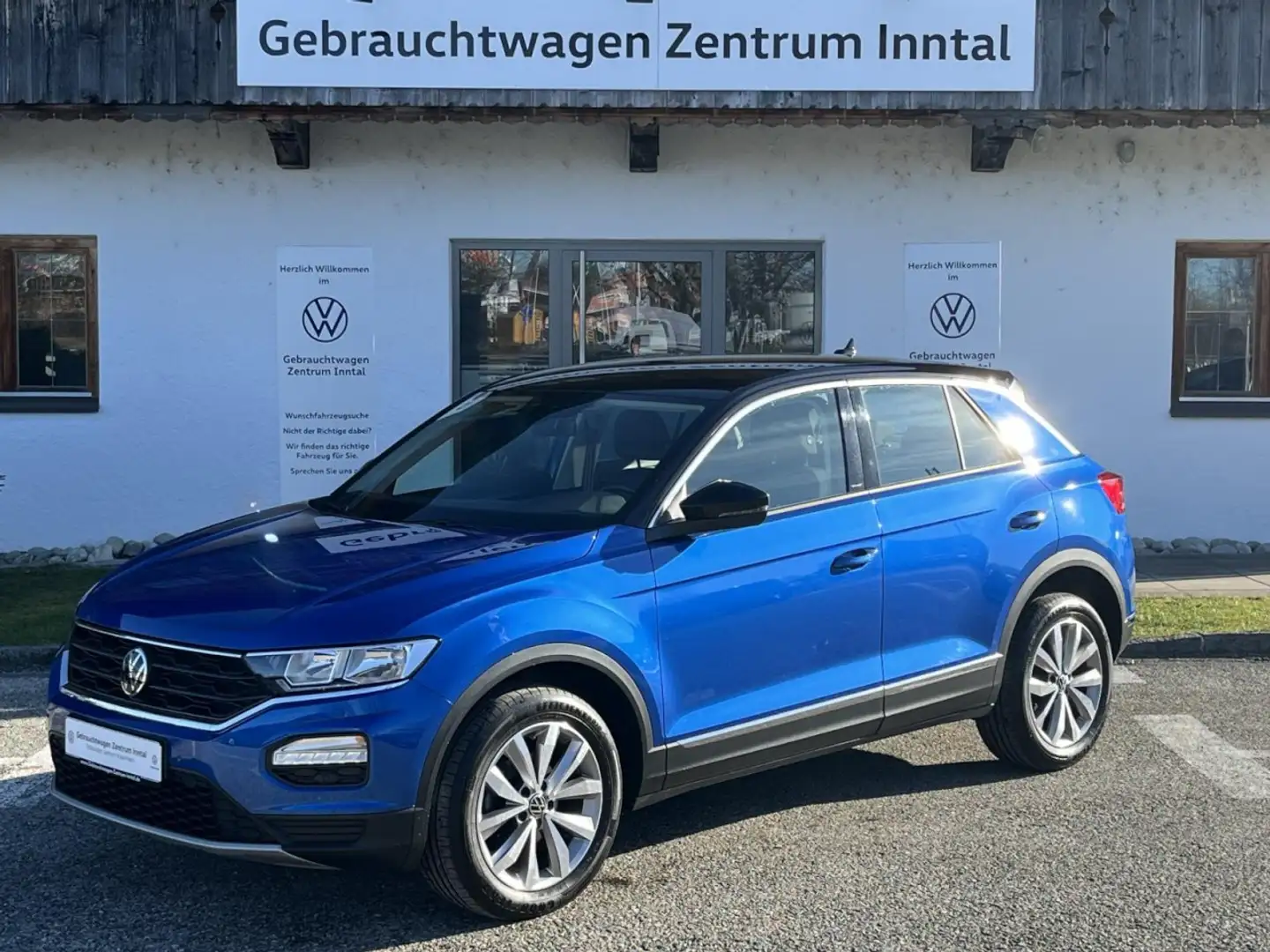 Volkswagen T-Roc 1,5 TSI Style (Navi+PDC+AHK) Klima Einparkhilfe Blau - 2
