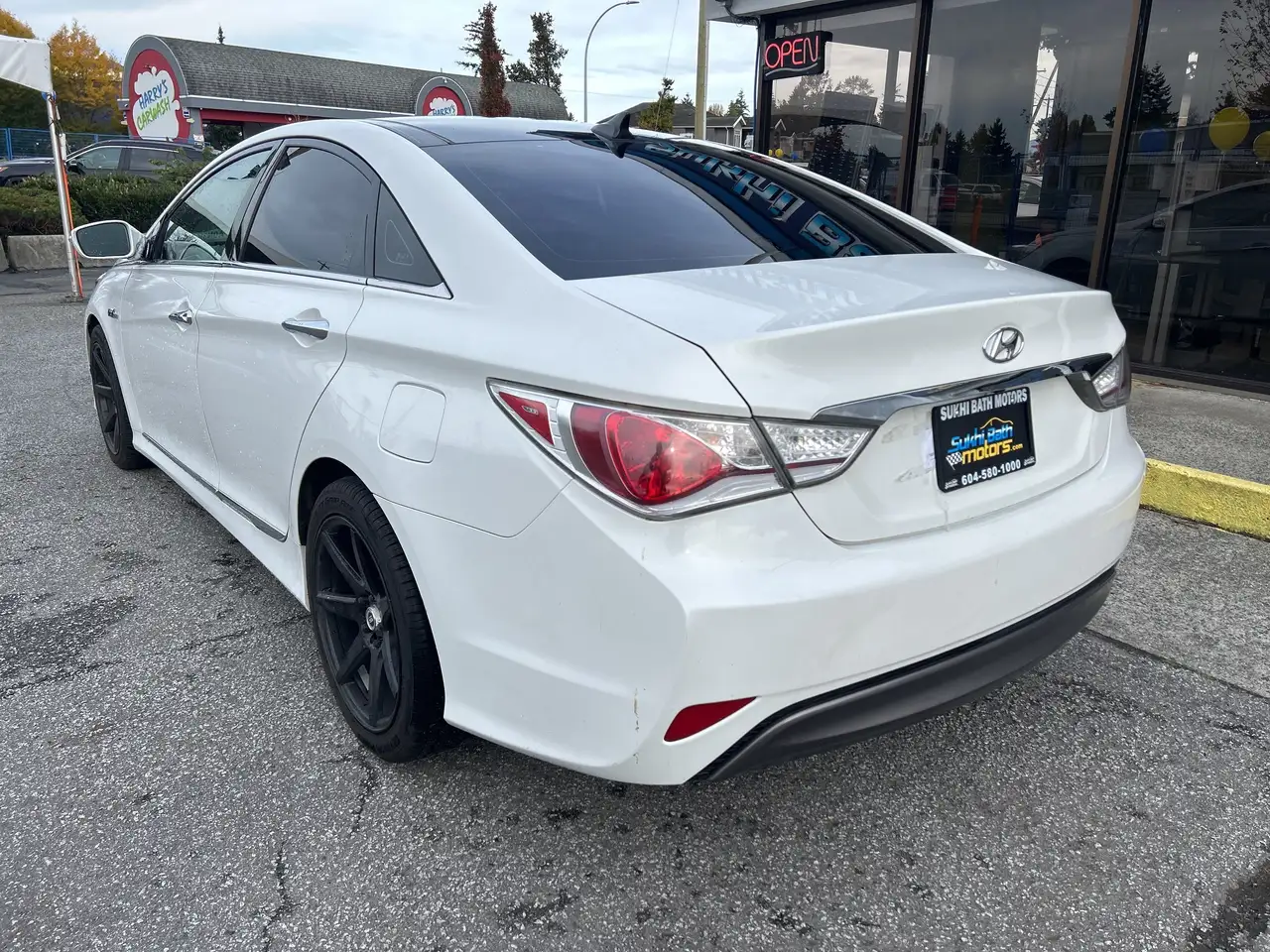 Hyundai SONATA снимка Hyundai SONATA