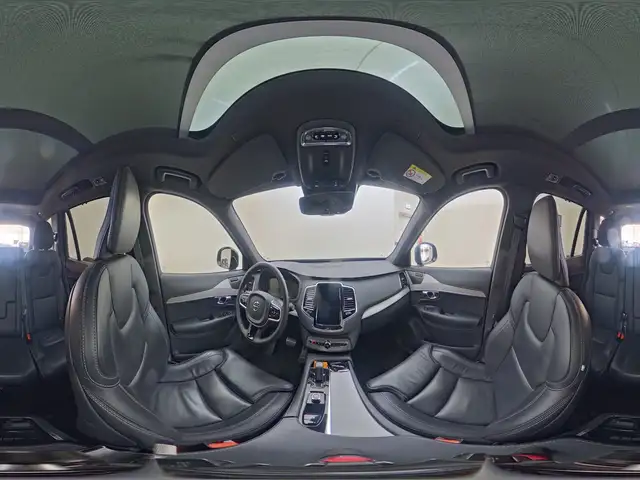 Volvo XC90 view 12