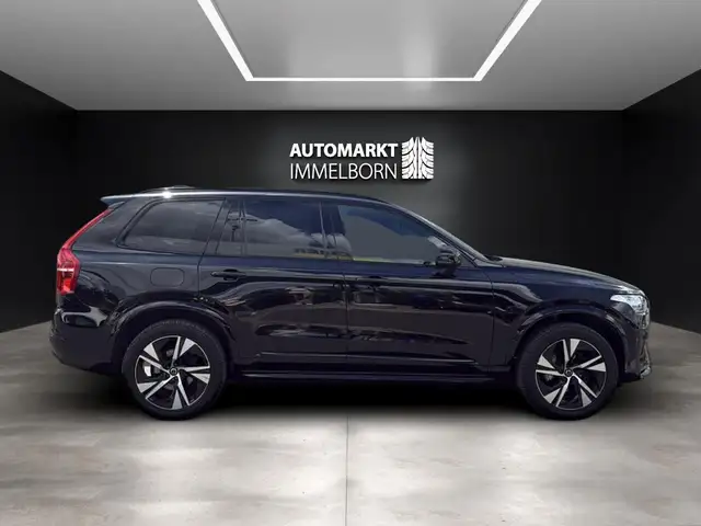 Volvo XC90 view 7