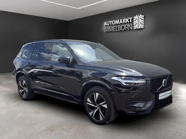 Volvo XC90 main image