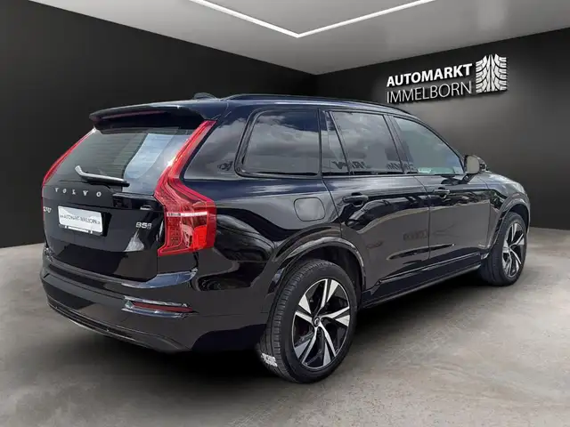 Volvo XC90 view 6