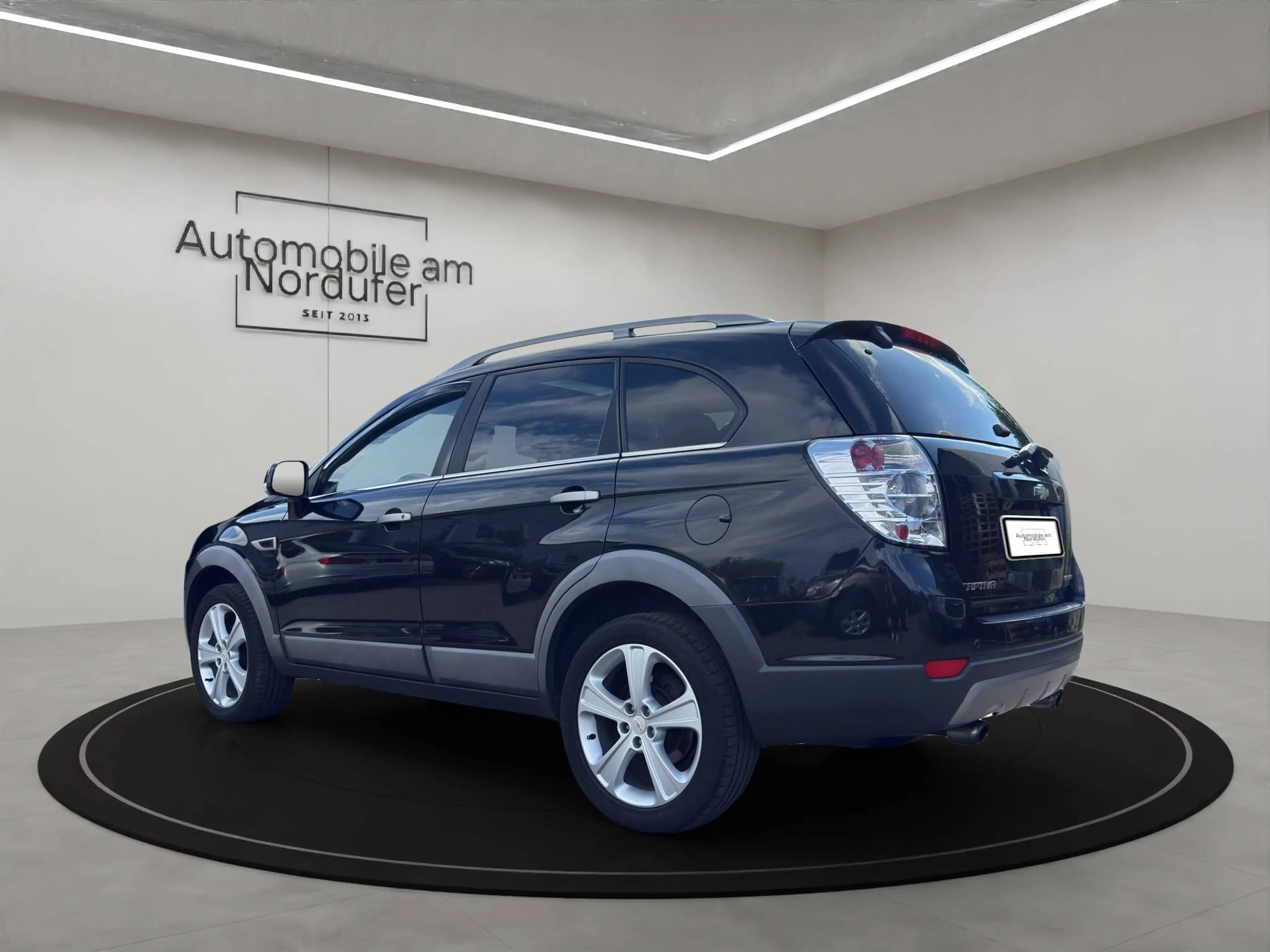 Chevrolet Captiva 2.2 D LTZ 4WD Aut.-7Sitzer-2Hand-Scheckheft-Leder-Navi — photo 8