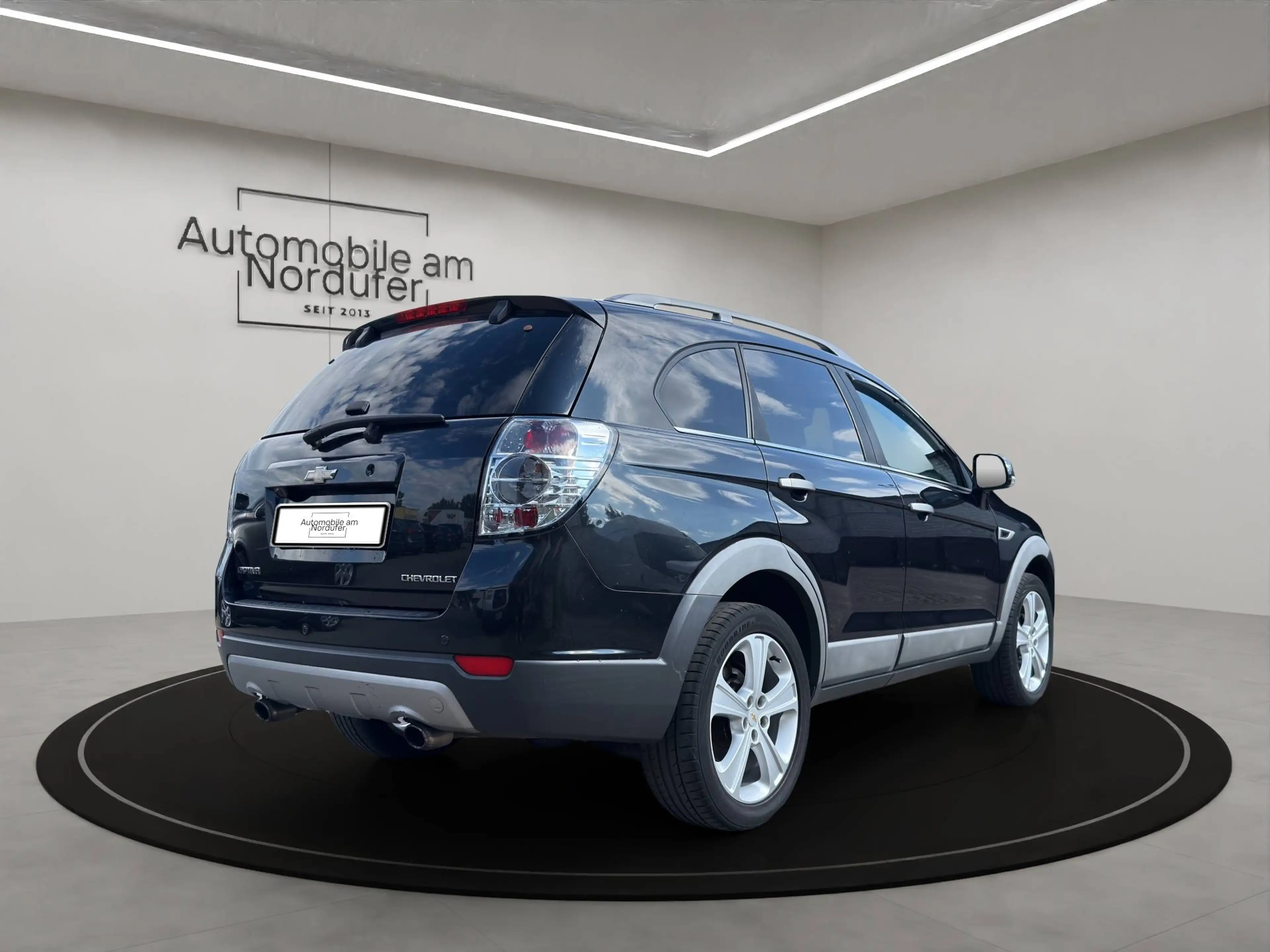 Chevrolet Captiva 2.2 D LTZ 4WD Aut.-7Sitzer-2Hand-Scheckheft-Leder-Navi — photo 9