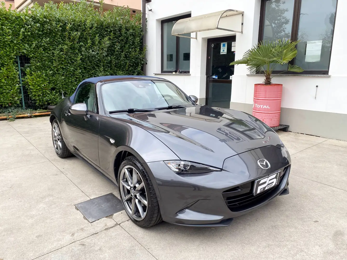 Mazda MX-5 MX-5 ND 2.0 184cv Kizuna - Edizione Speciale Grigio - 2