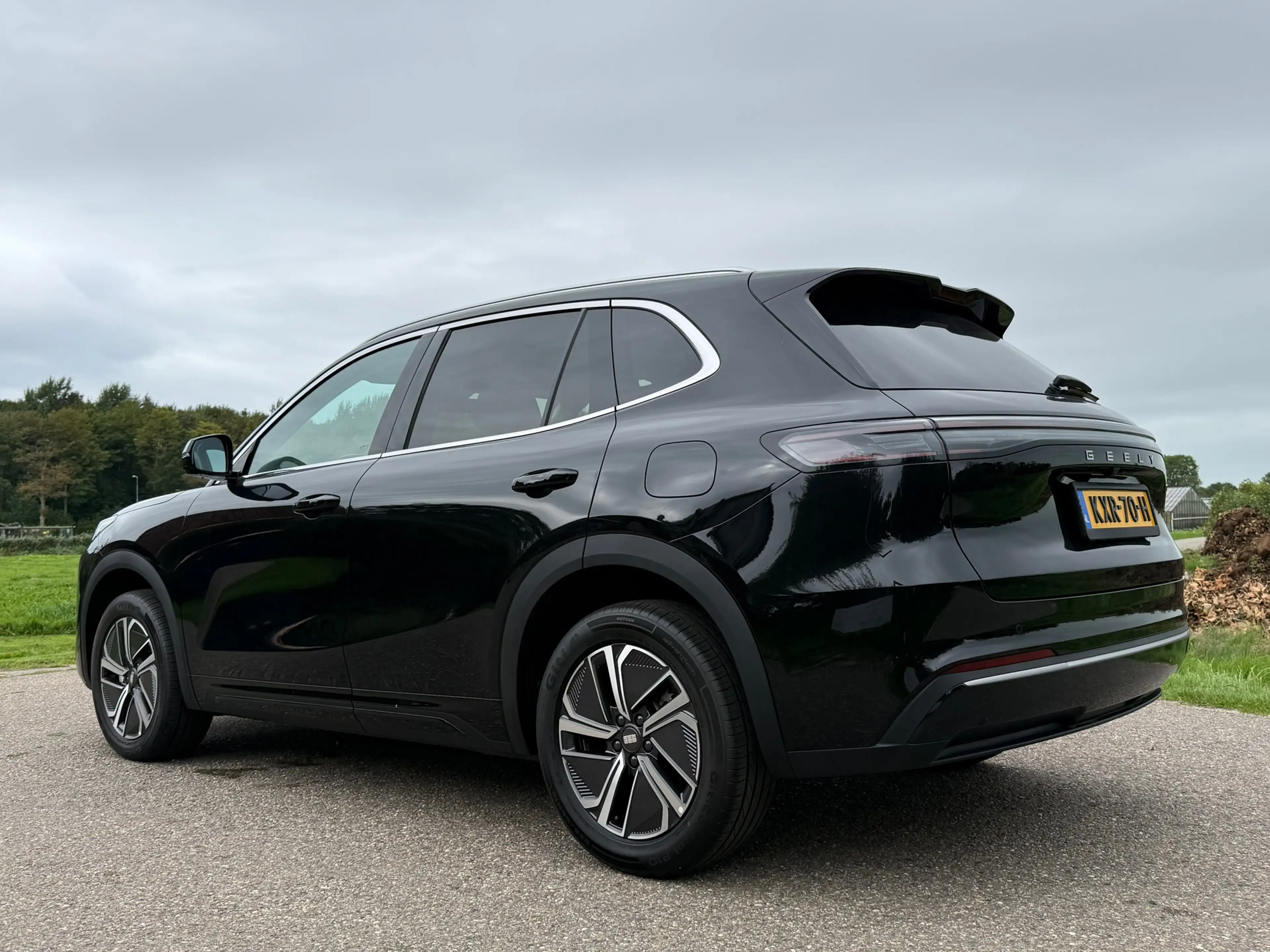 Geely Starray EM-i 1.5 Pro Plug-in Hybrid Nieuw !! / incl. BtW — photo 3