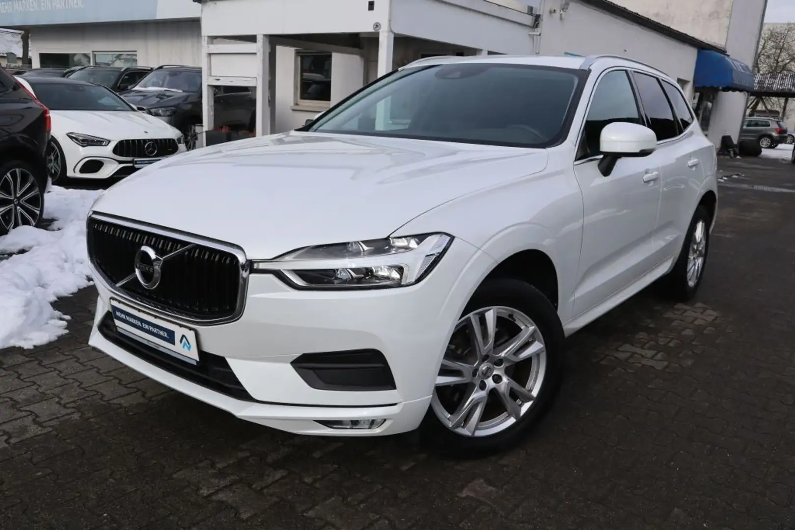 Volvo XC60 XC60 D4 Geartronic Momentum Pro|AHK|NAVI|PDC| - 1