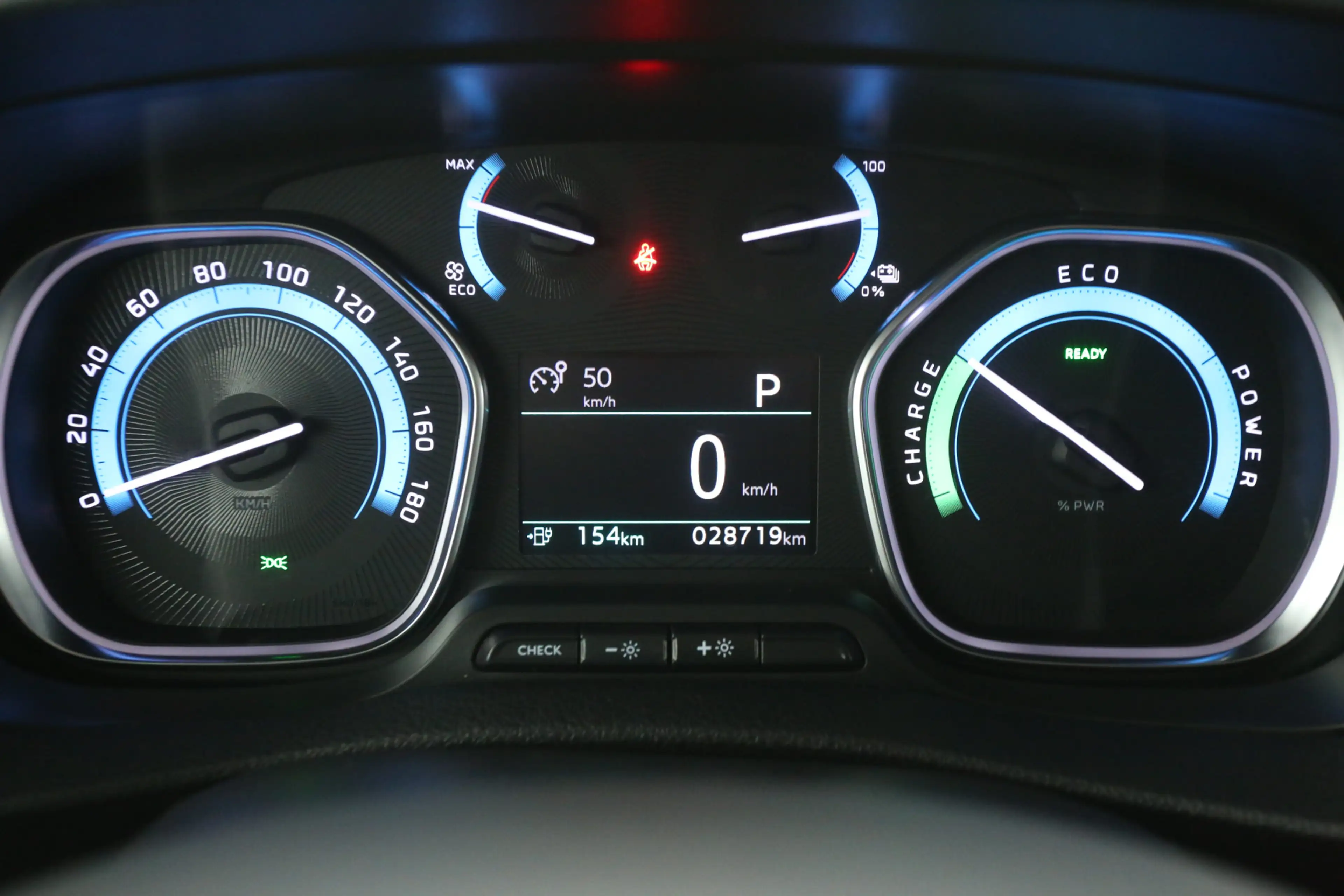 Citroen Jumpy E-Jumpy Opel Vivaro-e L3H1 75 kWh Long Range | Sne — photo 14