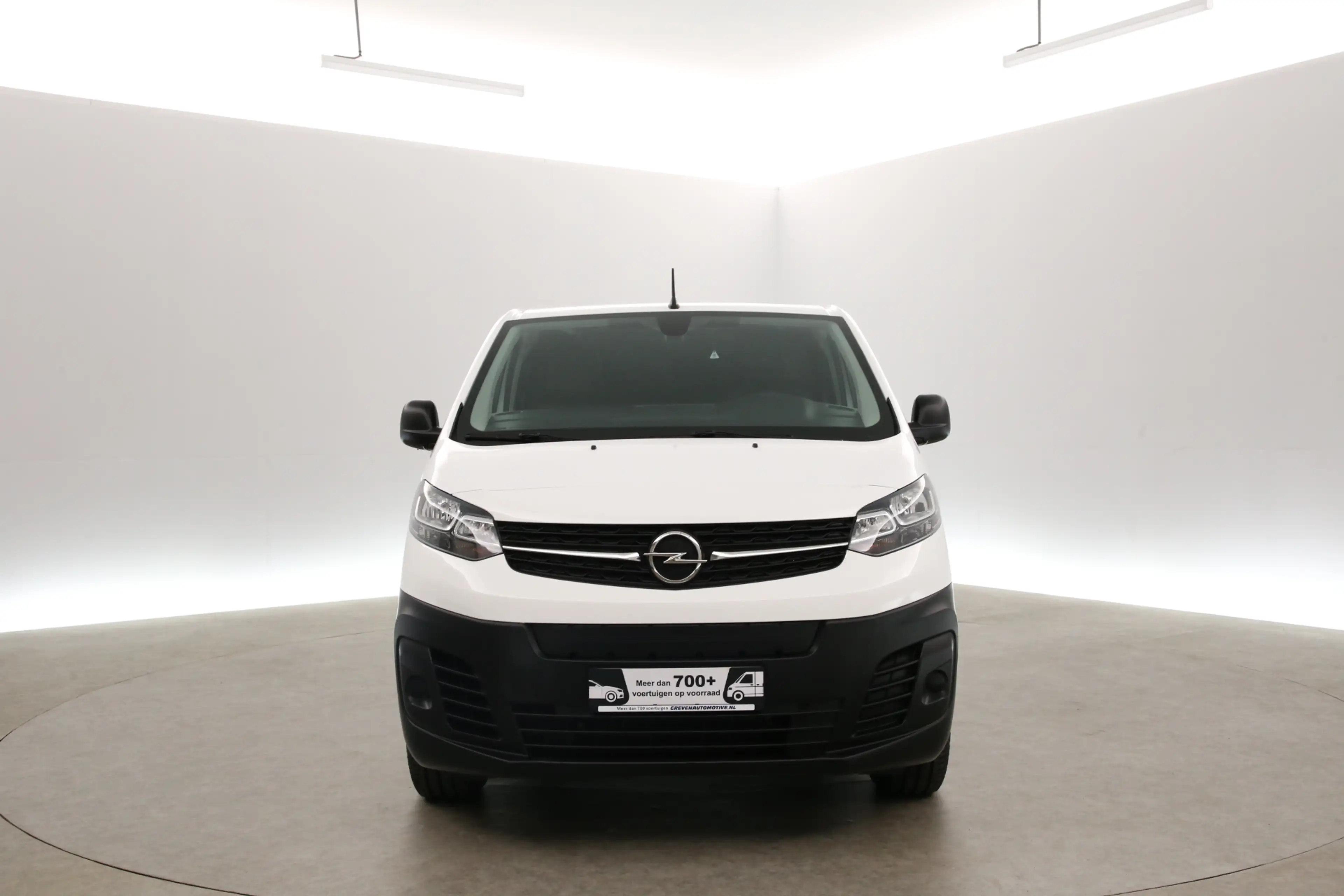Citroen Jumpy E-Jumpy Opel Vivaro-e L3H1 75 kWh Long Range | Sne — photo 8