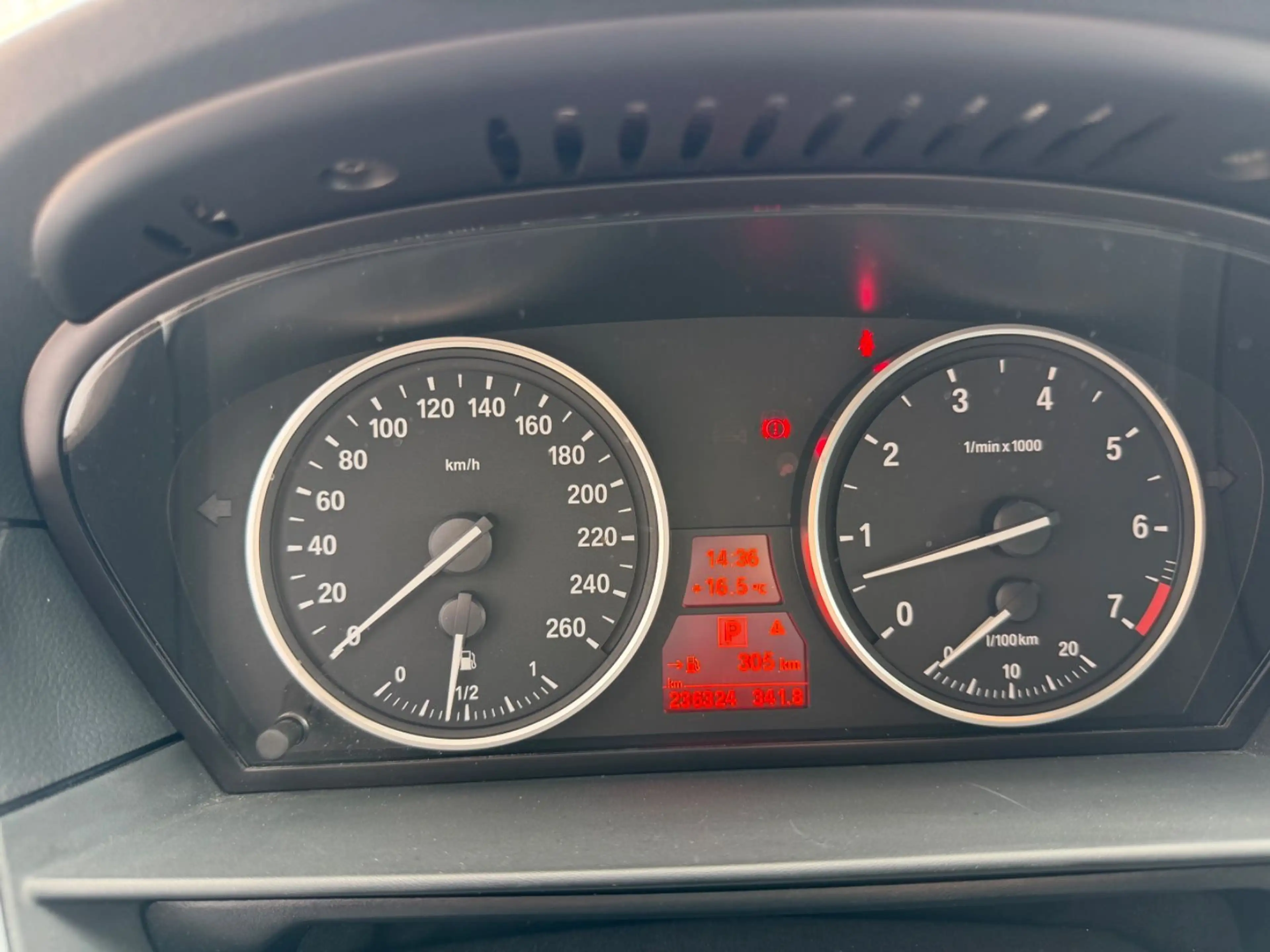 BMW 523 5 Limousine 523 i*Leder*Navi*Xenon*PDC*Pano — photo 12