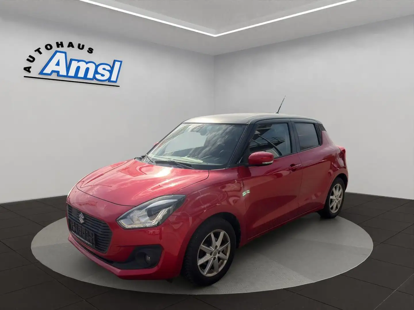Suzuki Swift 1.0 12V BoosterJet Comfort+ Automatik Rojo - 2