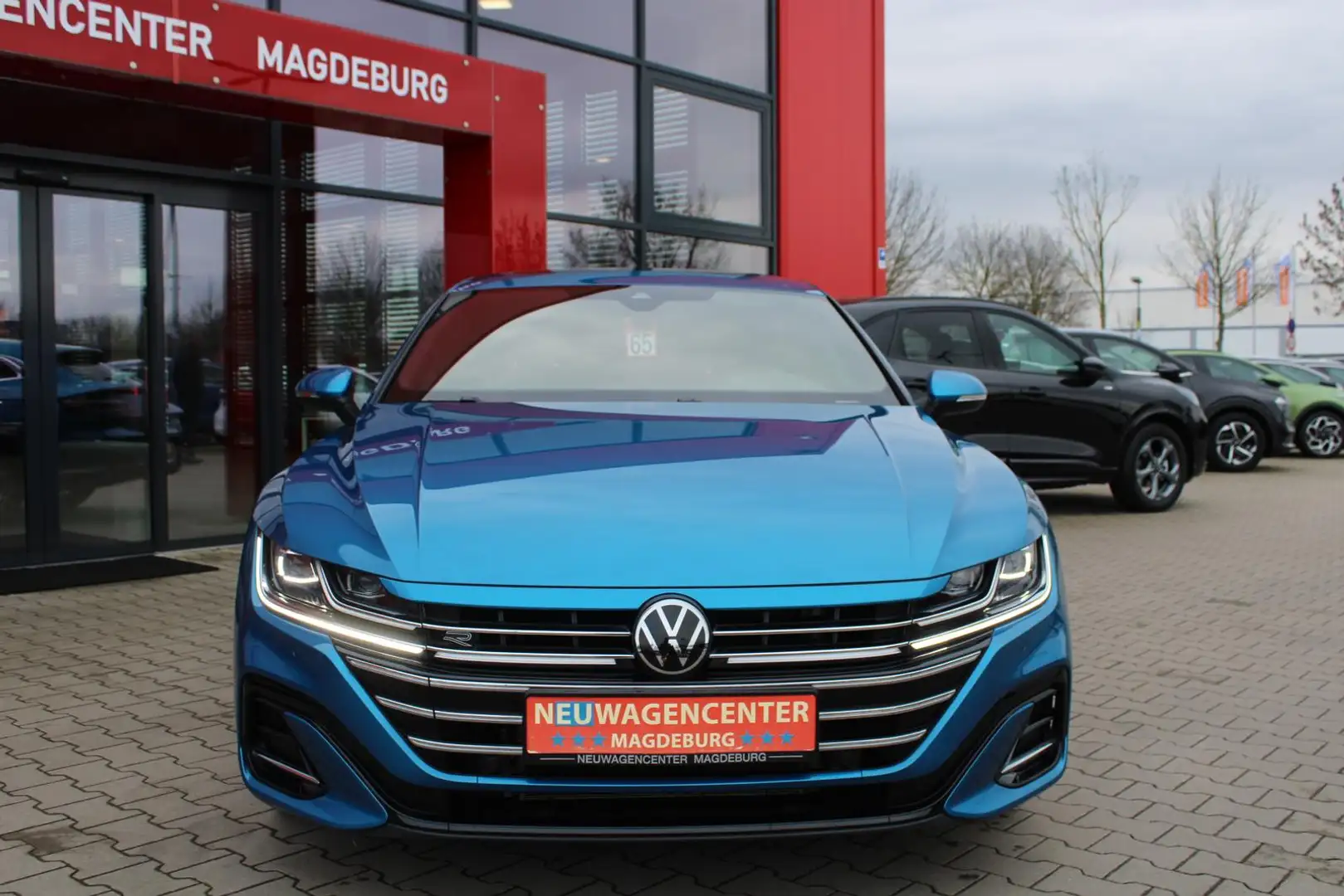 Volkswagen Arteon 2.0TDI DSG R-Line 4M*ST.HZG.*AHK*MATRIX*PANO* Bleu - 2