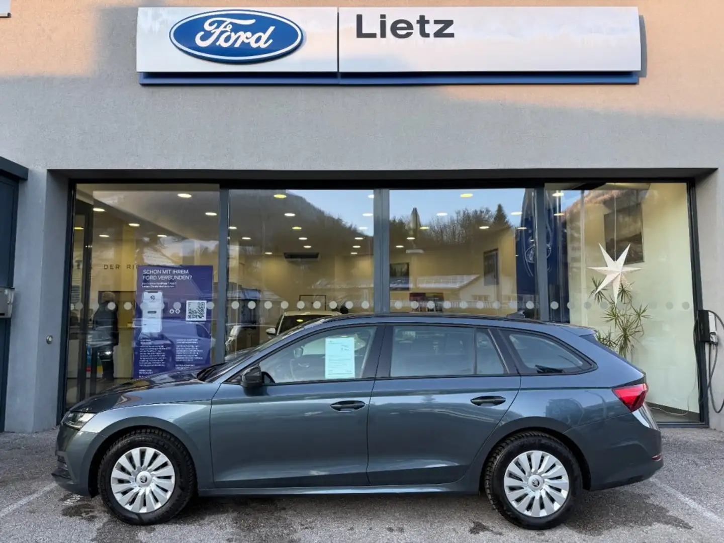 Skoda Octavia Combi 1,0TSI Ambition Grau - 1