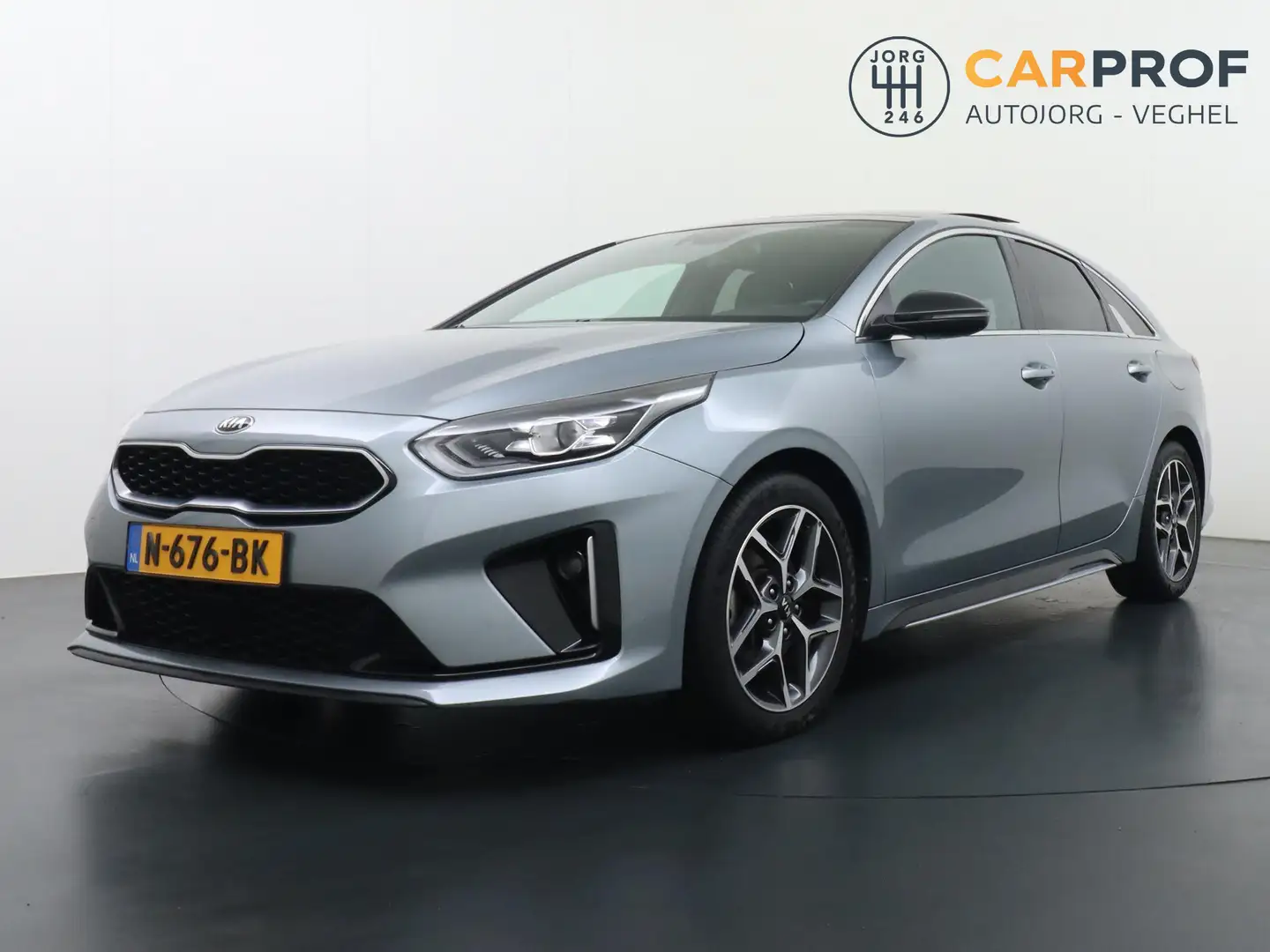 Kia ProCeed / pro_cee'd 1.5 T-GDI GT-Line Pano Dak | NAP | LMV | Stoelverw Gris - 1