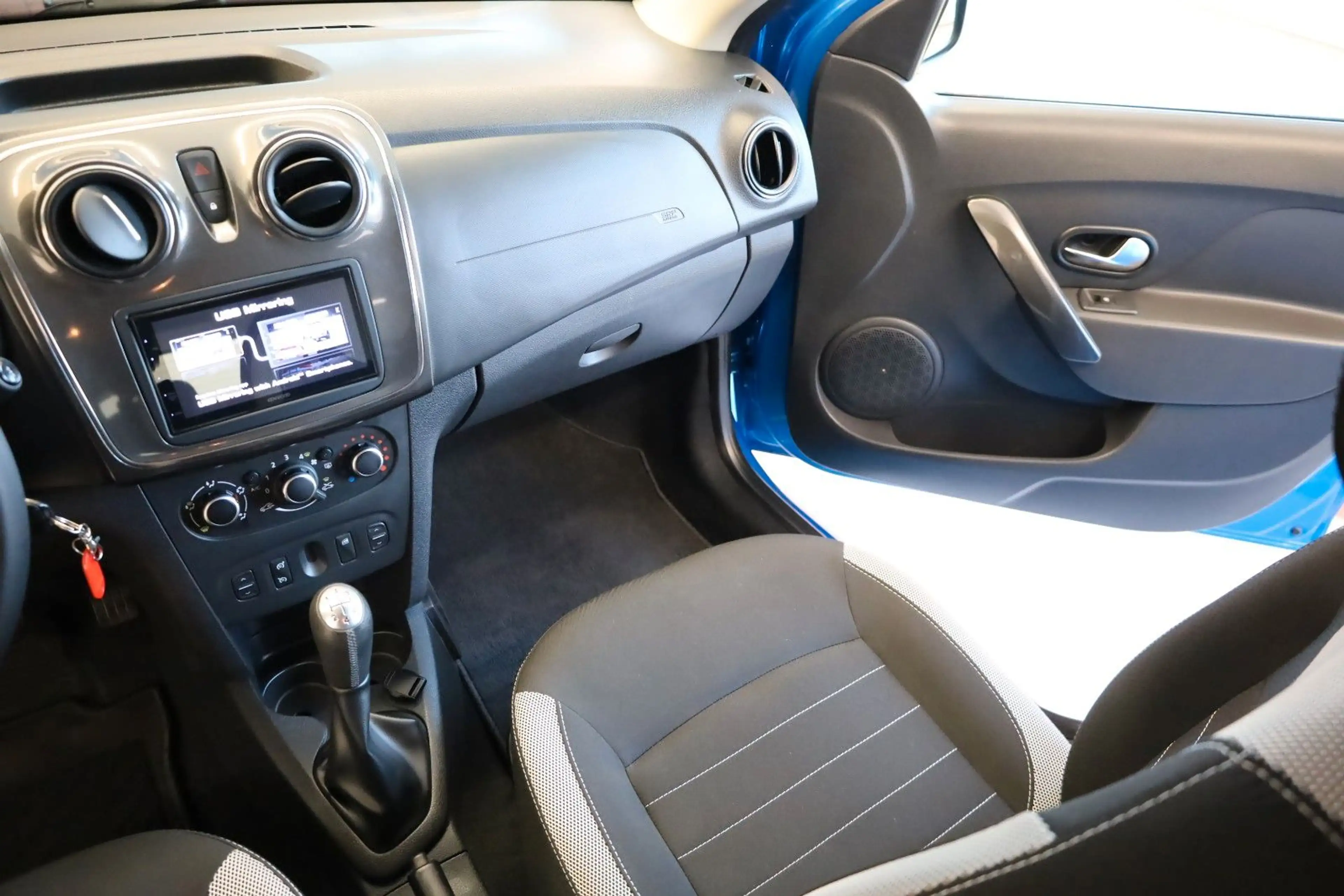 Dacia Logan II Kombi Stepway/R.Kamera/1.Hand/ Garantie — photo 14