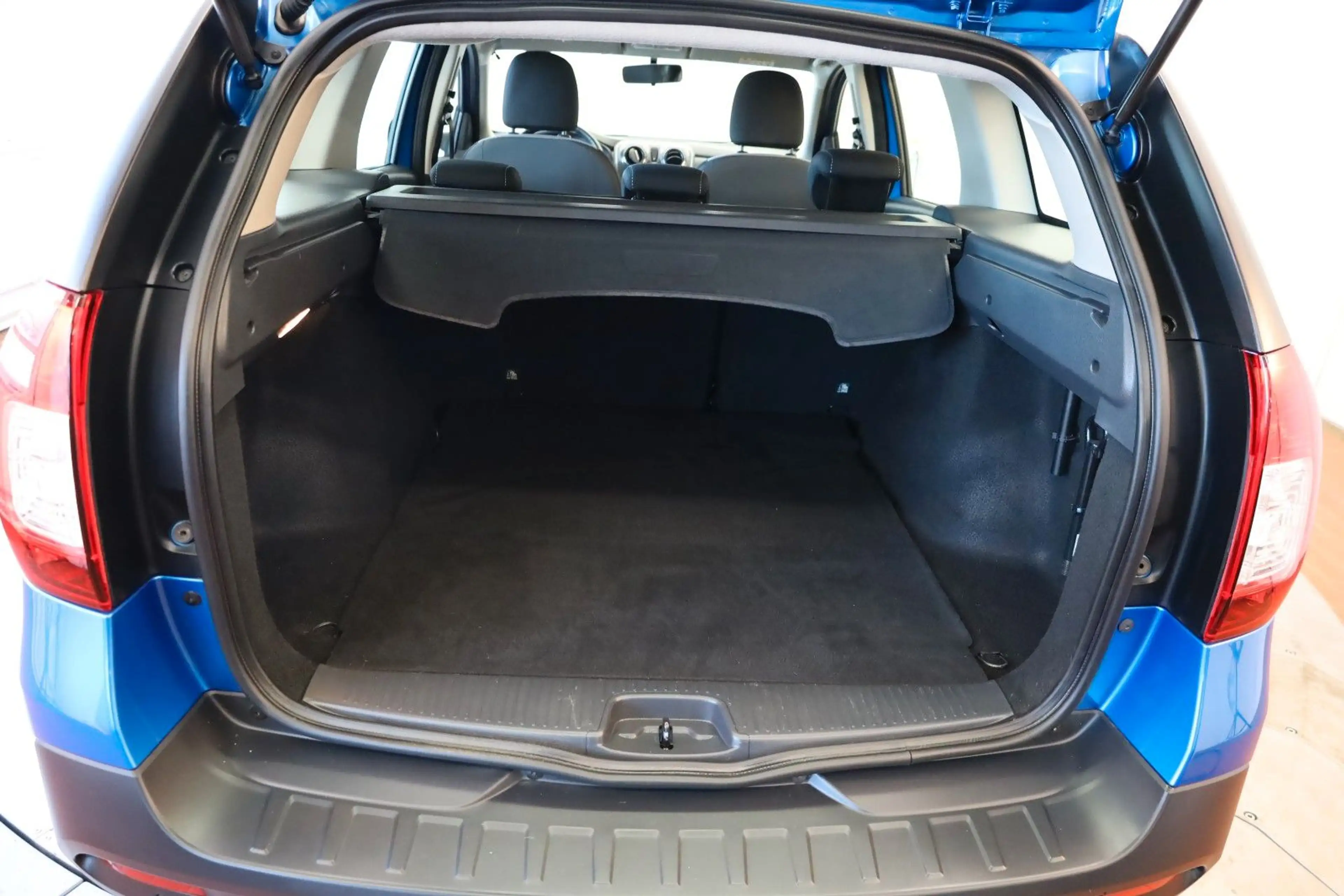 Dacia Logan II Kombi Stepway/R.Kamera/1.Hand/ Garantie — photo 9