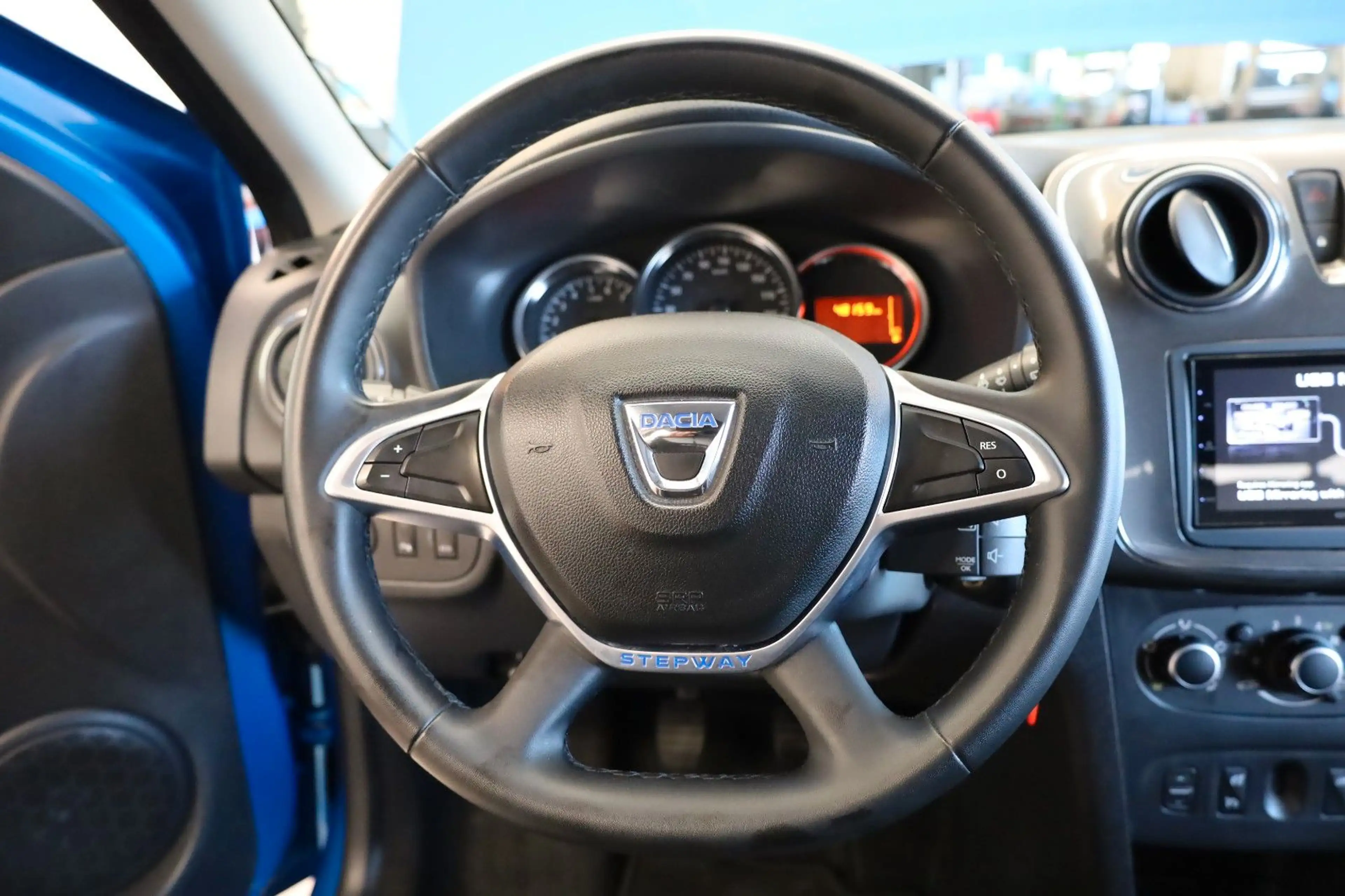 Dacia Logan II Kombi Stepway/R.Kamera/1.Hand/ Garantie — photo 10