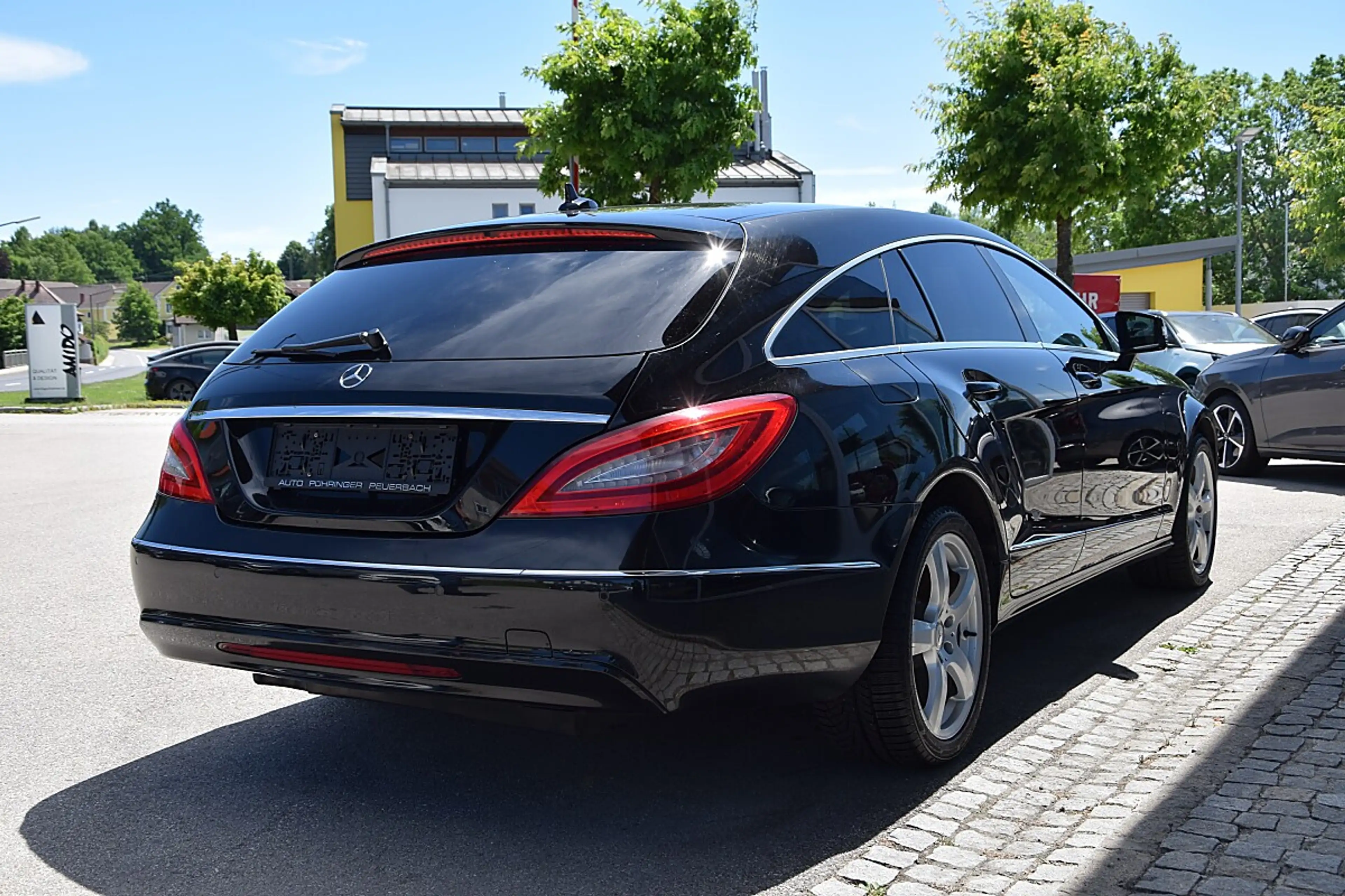 Mercedes-Benz CLS 350 CDI BlueEFFICIENCY 4Matic DPF *Memory-Paket* — photo 3