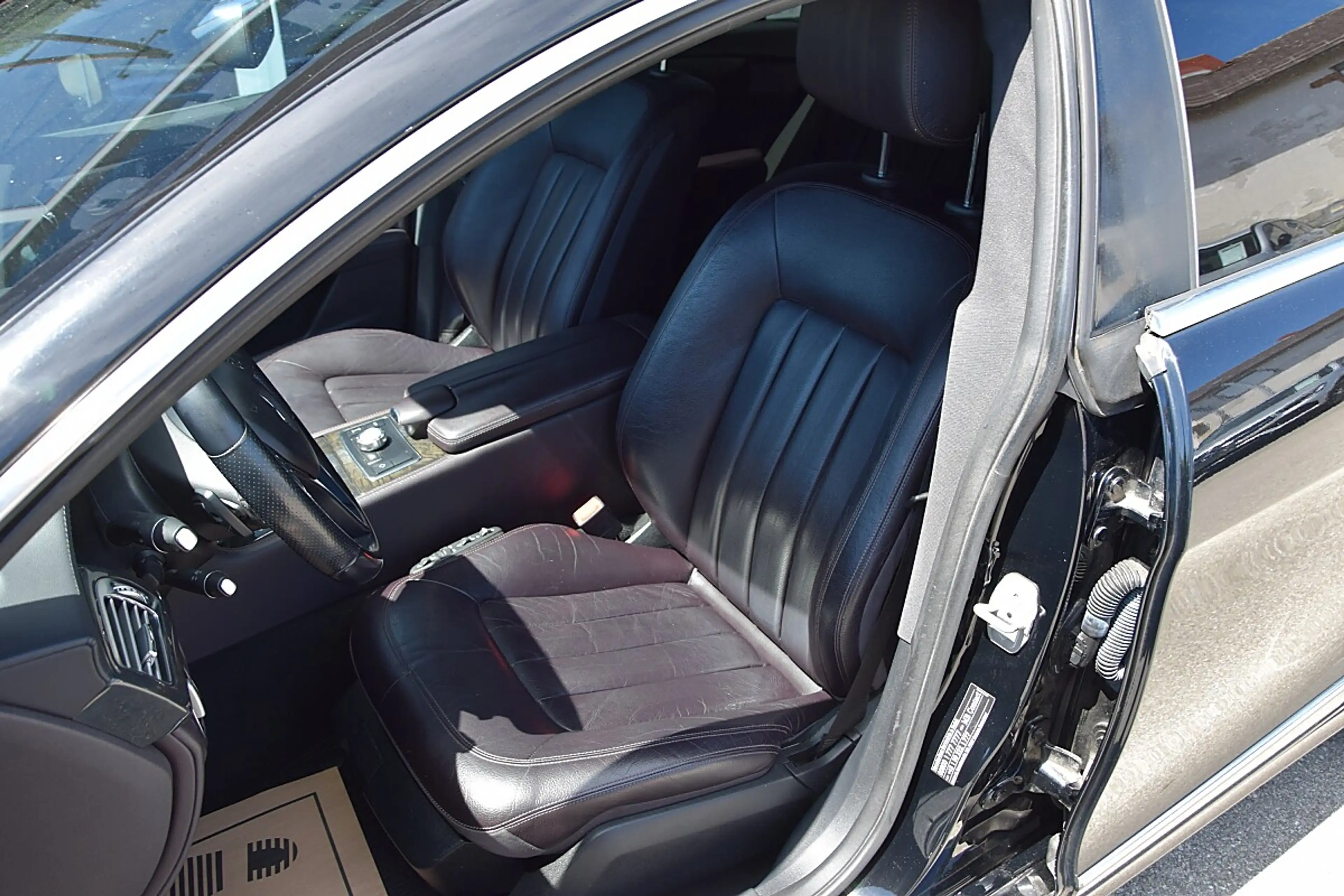 Mercedes-Benz CLS 350 CDI BlueEFFICIENCY 4Matic DPF *Memory-Paket* — photo 6