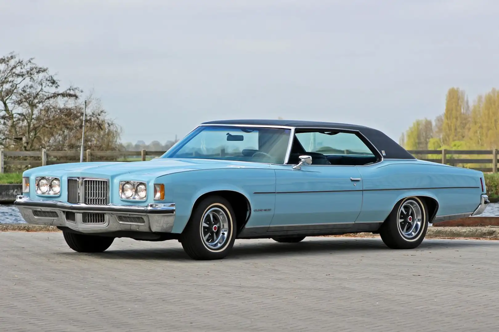 Pontiac Grand-Prix Grand Ville Coupe 1972 - Nieuwstaat 3.852 mls Blau - 1
