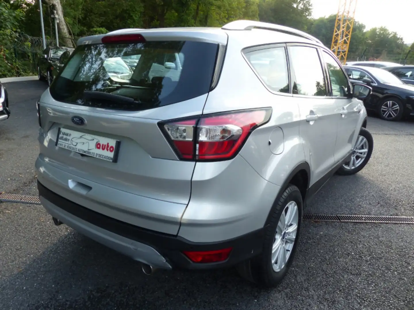 Ford Kuga 1.5 TDCI 120CH STOP\u0026START BUSINESS EDITION 4X Gris - 2