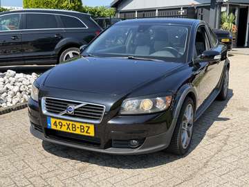 2.5 T5 221PK Momentum 3-Deurs Zwart 2007 Sportvelg