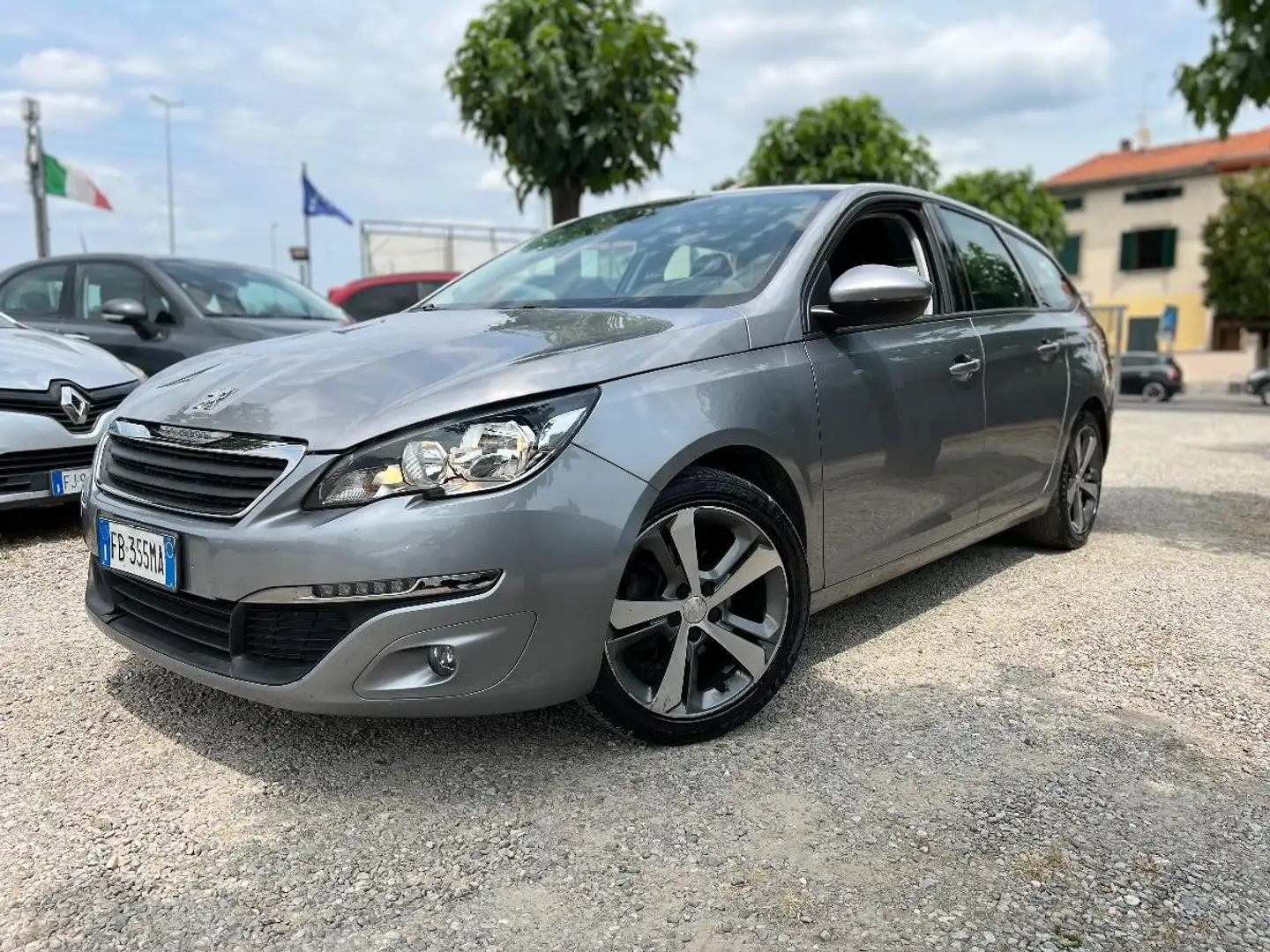 Peugeot 308 SW 1.6 bluehdi Active s&s 100cv Grigio - 1