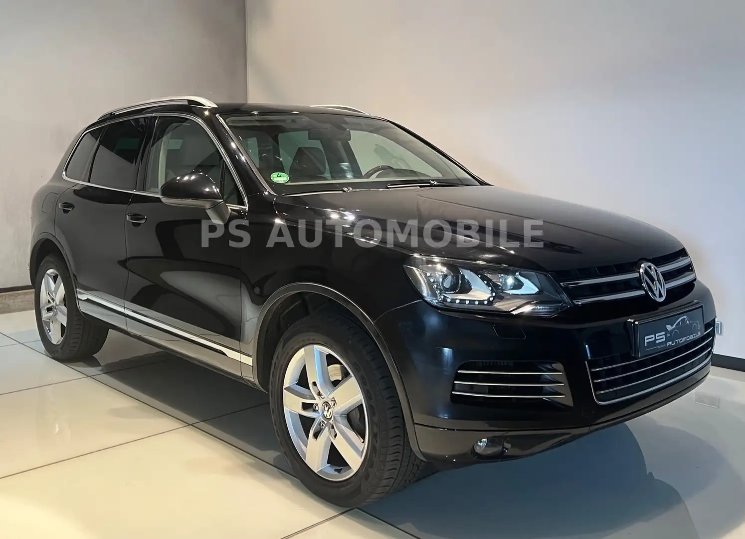 Volkswagen Touareg 3.0 V6 TDI Tiptr 4M/NAVI/STANDHZG/DAB+ Noir - 2
