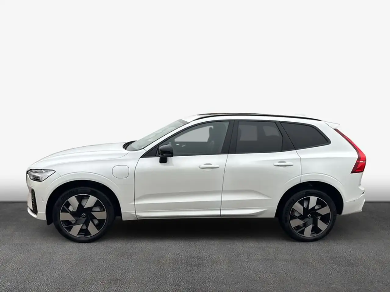Volvo XC60 2025