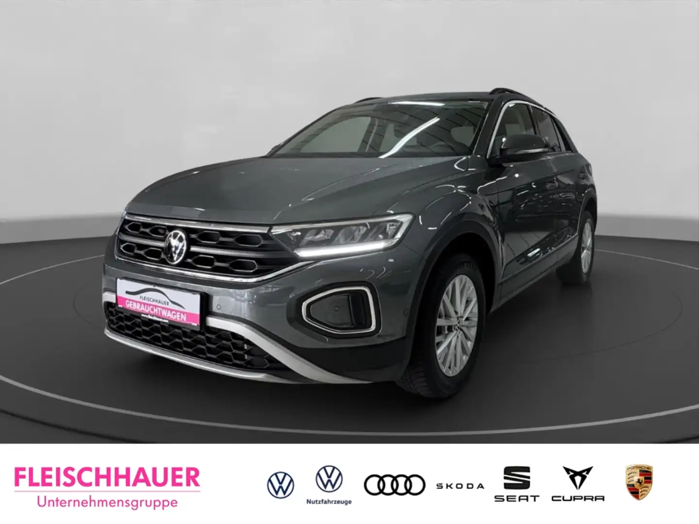 Volkswagen T-Roc Life 1.5 TSI LED+DC+AHK+NAVI+PDC V&H+SHZ+ Grau - 1
