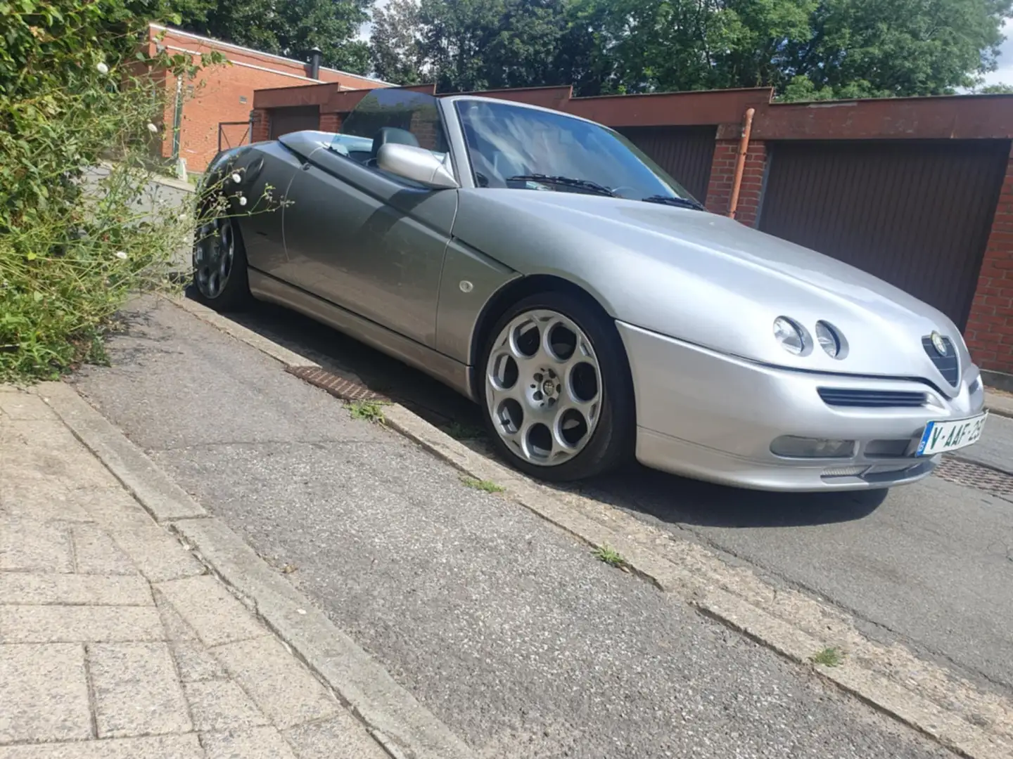 Alfa Romeo Spider 2.0i Medio - 1