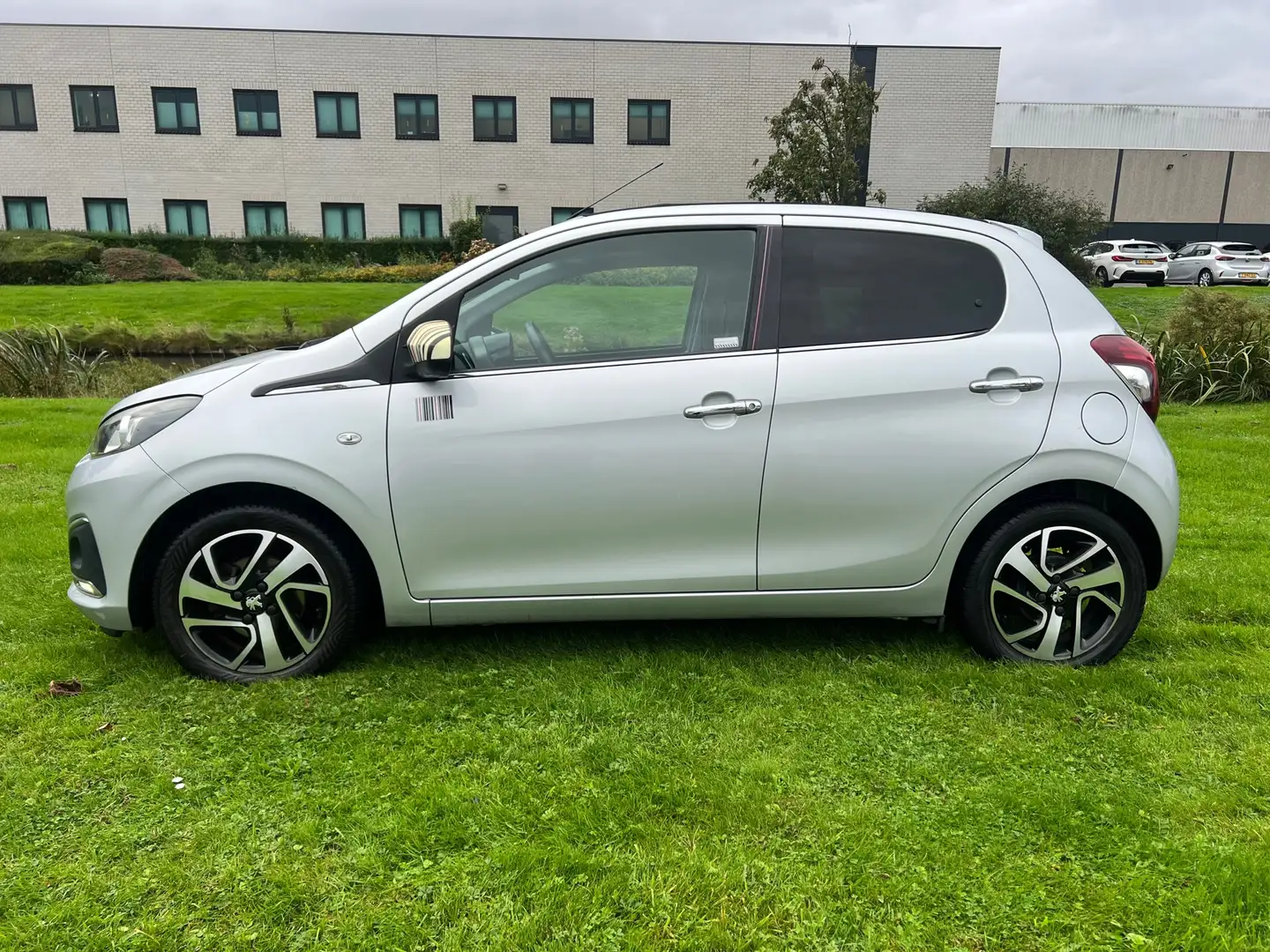 Peugeot 108 2015 * 1.0 VTi Allure TOP! * AUTOMAAT * CABRIO * 6 Grigio - 2