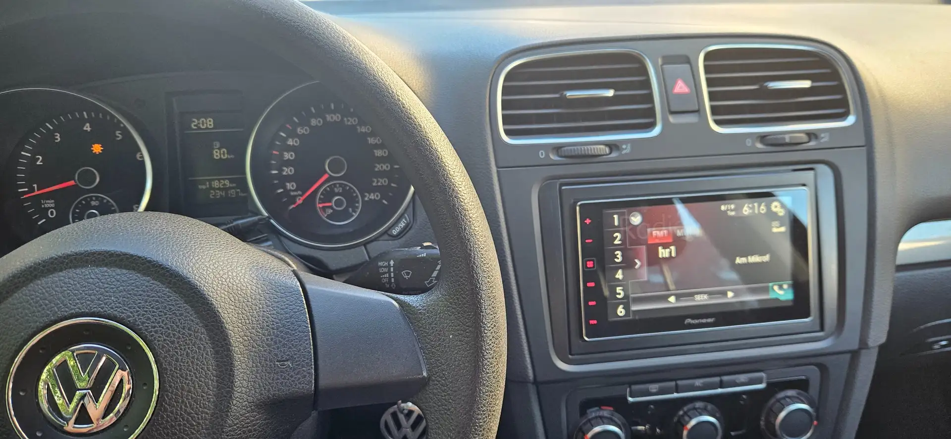 Volkswagen Golf Golf 1.4 Team Schwarz - 2