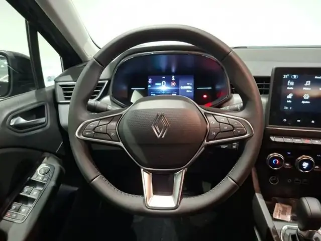 Renault Clio view 6