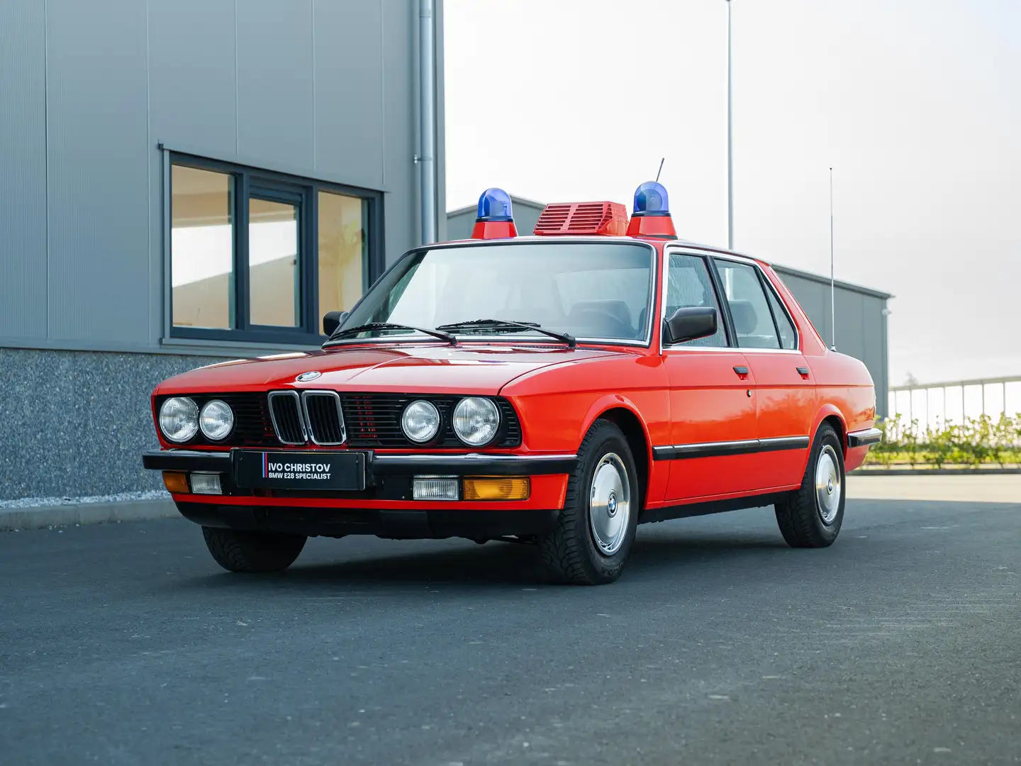 BMW 524 524 td Червоний - 1