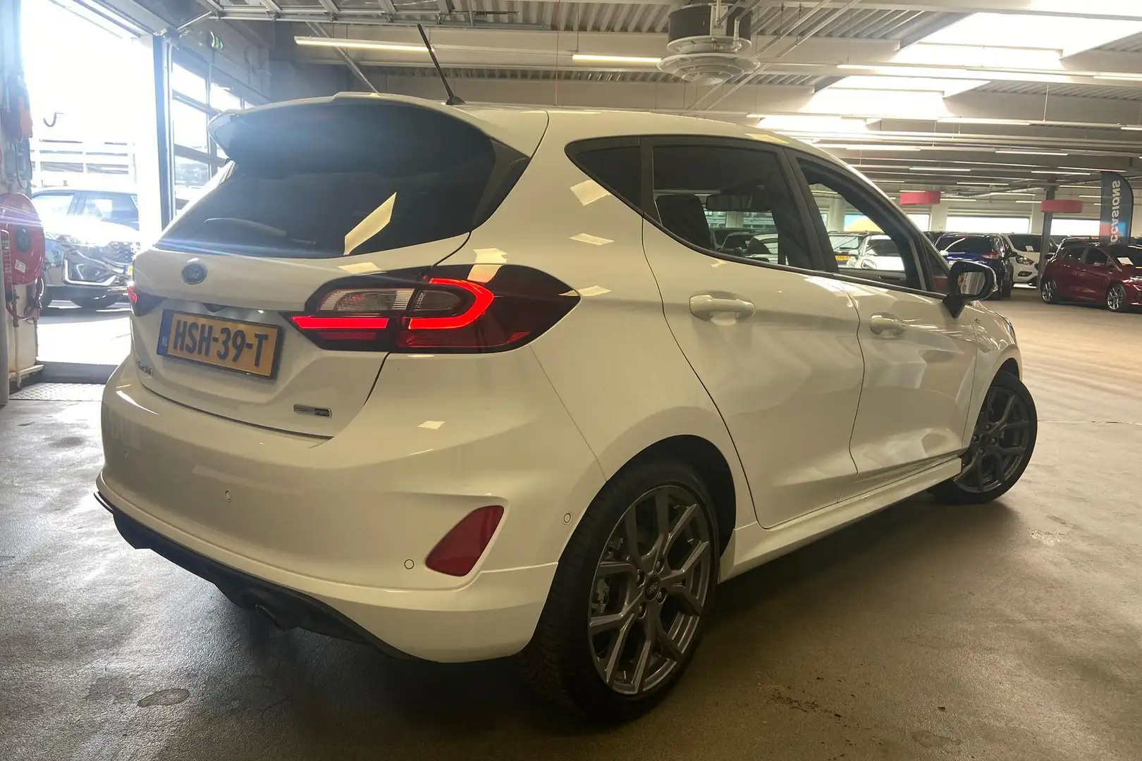 Ford Fiesta 1.0 EcoBoost Hybrid ST-Line Weiß - 2