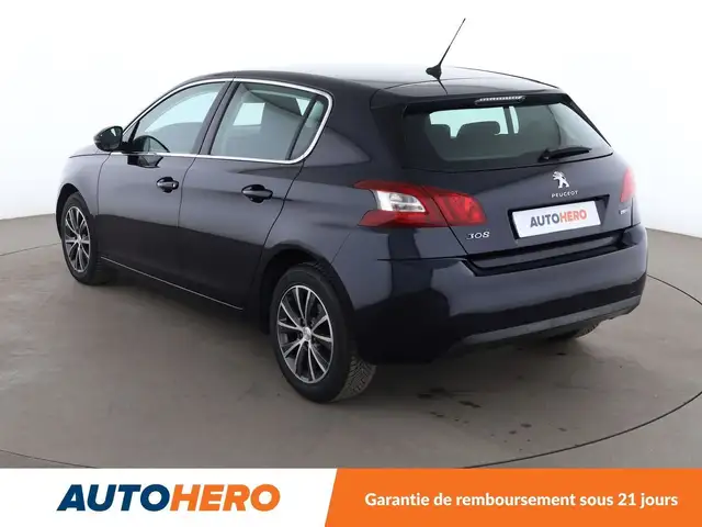 Peugeot 308 view 4