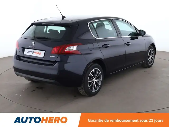 Peugeot 308 view 6